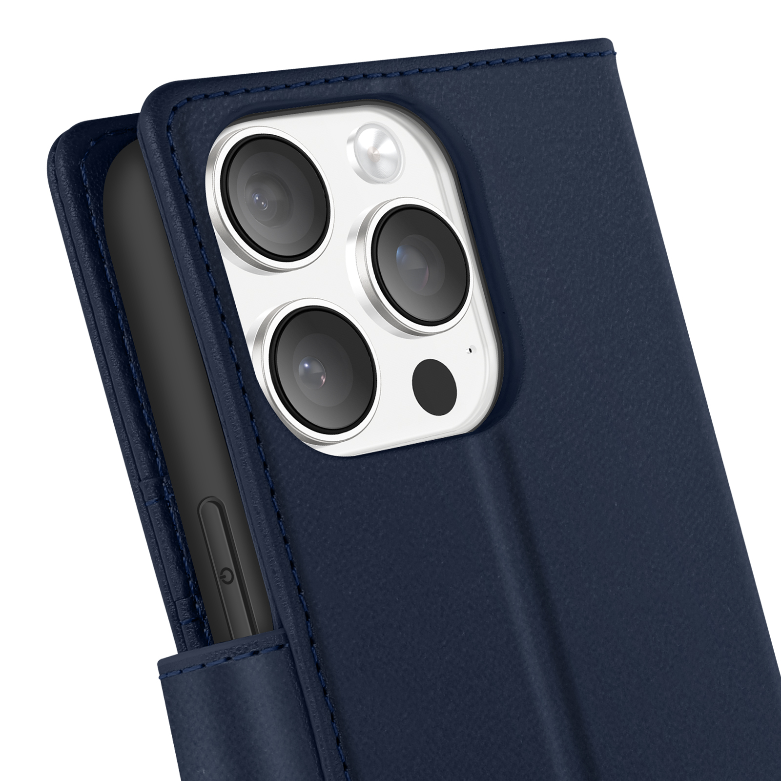 Primo piano di una custodia blu per telefono con un telefono all'interno. Le lenti della fotocamera del telefono sono visibili.