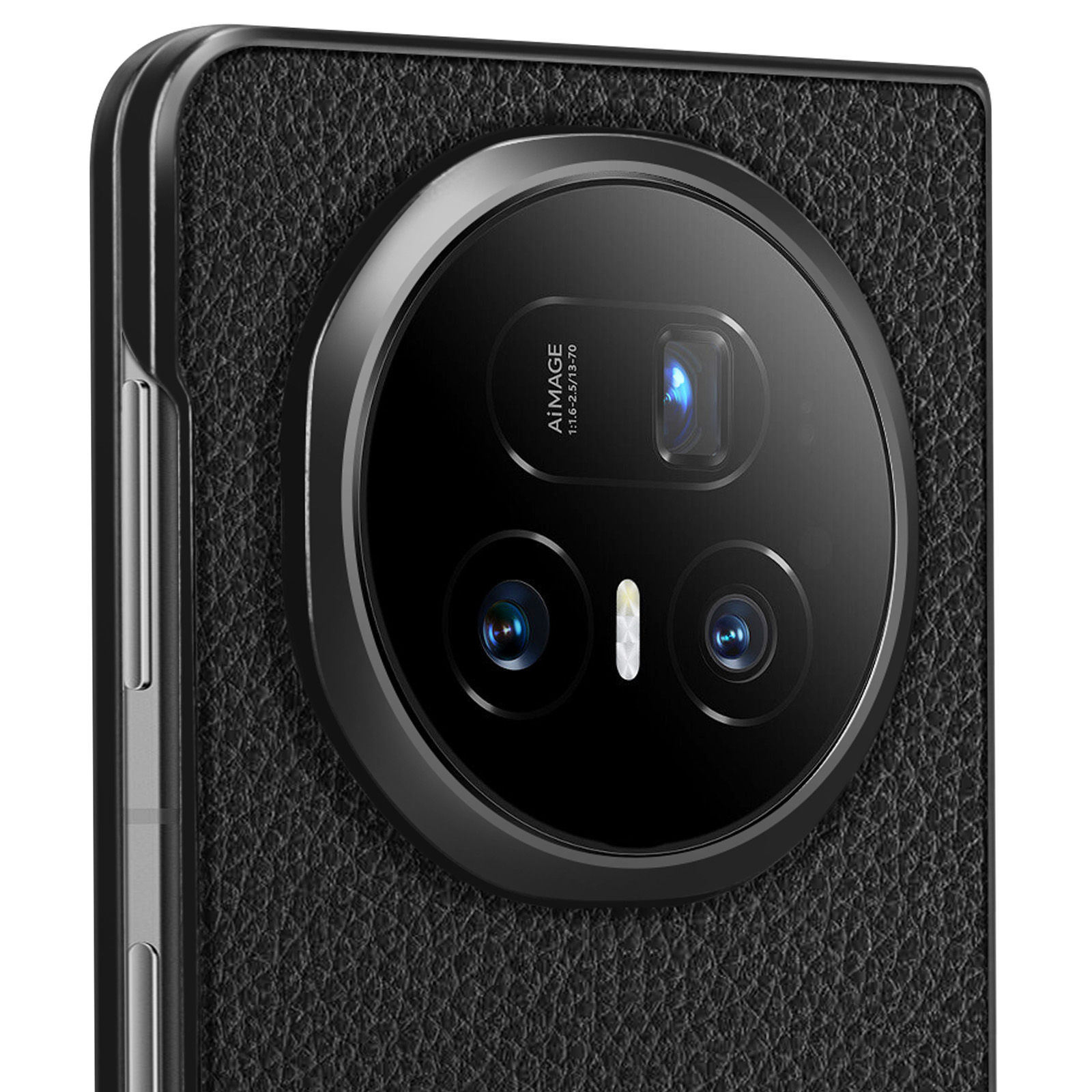 Gros plan du module caméra d'un téléphone, avec plusieurs lentilles et le logo AiMAGE sur une surface texturée.