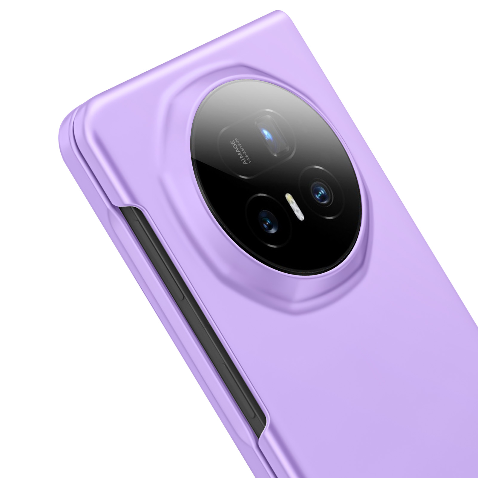 Gros plan d'une coque de téléphone violette avec un module de caméra circulaire et plusieurs lentilles. Bande noire sur le côté.