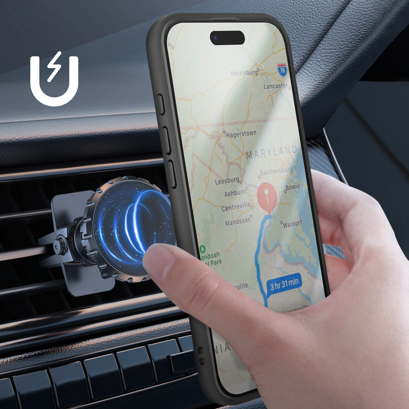 Een telefoon met kaart in een auto, dichtbij magnetische ventilatiehouder. Een hand raakt het scherm aan.