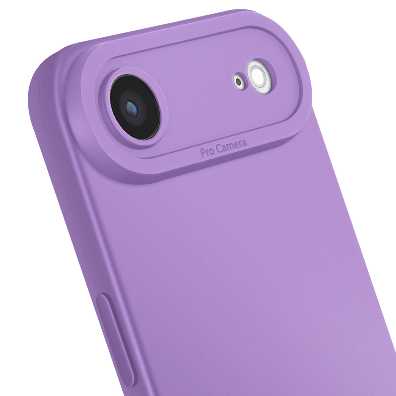 Gros plan sur une coque de téléphone lavande. La coque a une découpe pour l'appareil photo et l'inscription 'Pro Camera'.