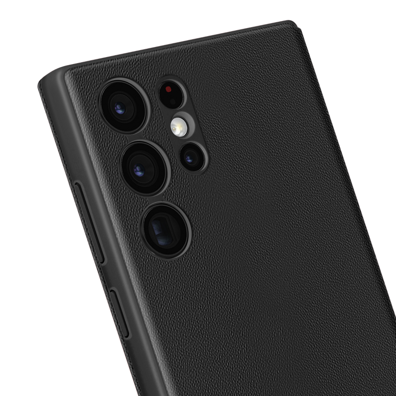 Primo piano del modulo fotocamera di un telefono nero con più lenti e retro strutturato.