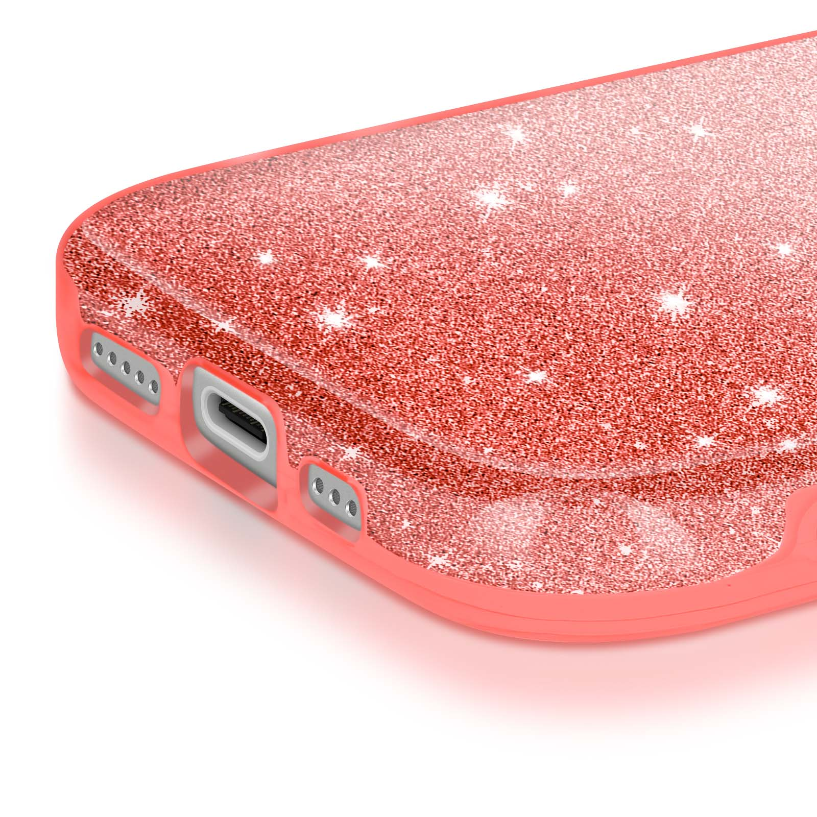 Close-up van een telefoonhoesje. Het is roze, glinsterend en heeft uitsparingen voor poorten en knoppen. Witte achtergrond.
