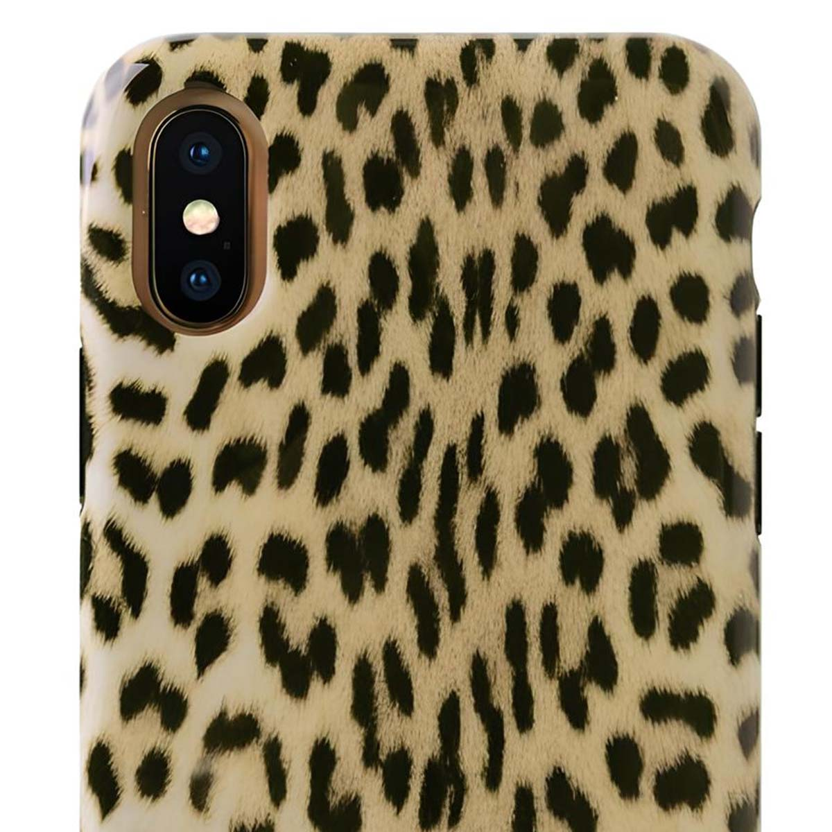 Primo piano di una custodia per telefono con un motivo leopardato. La custodia ha uno sfondo beige con macchie marroni scure. La fotocamera è visibile.