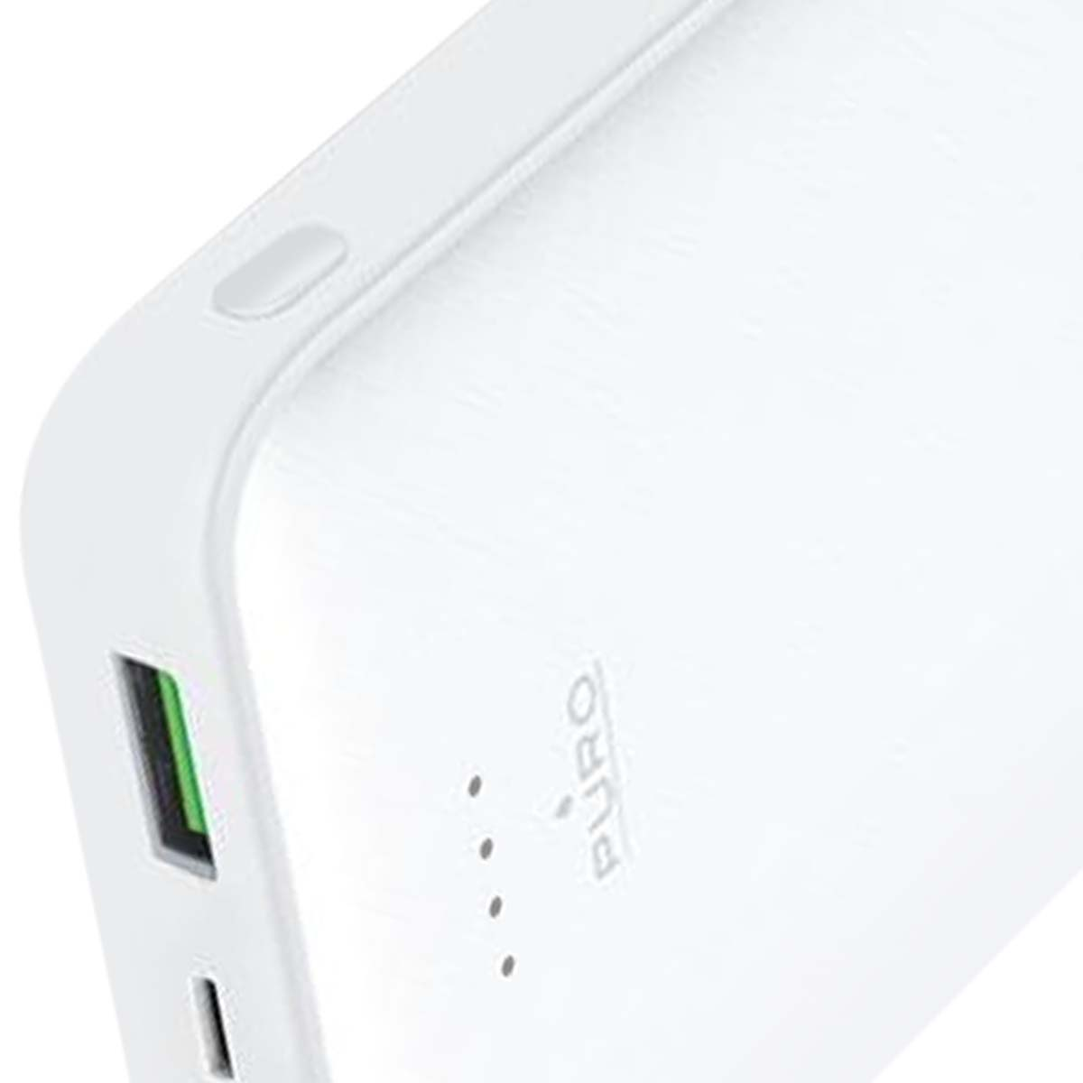Eine weiße Powerbank mit dem Wort 'PURO'. Sie hat einen grünen Anschluss und kleine Punkte zur Anzeige des Akkustands.