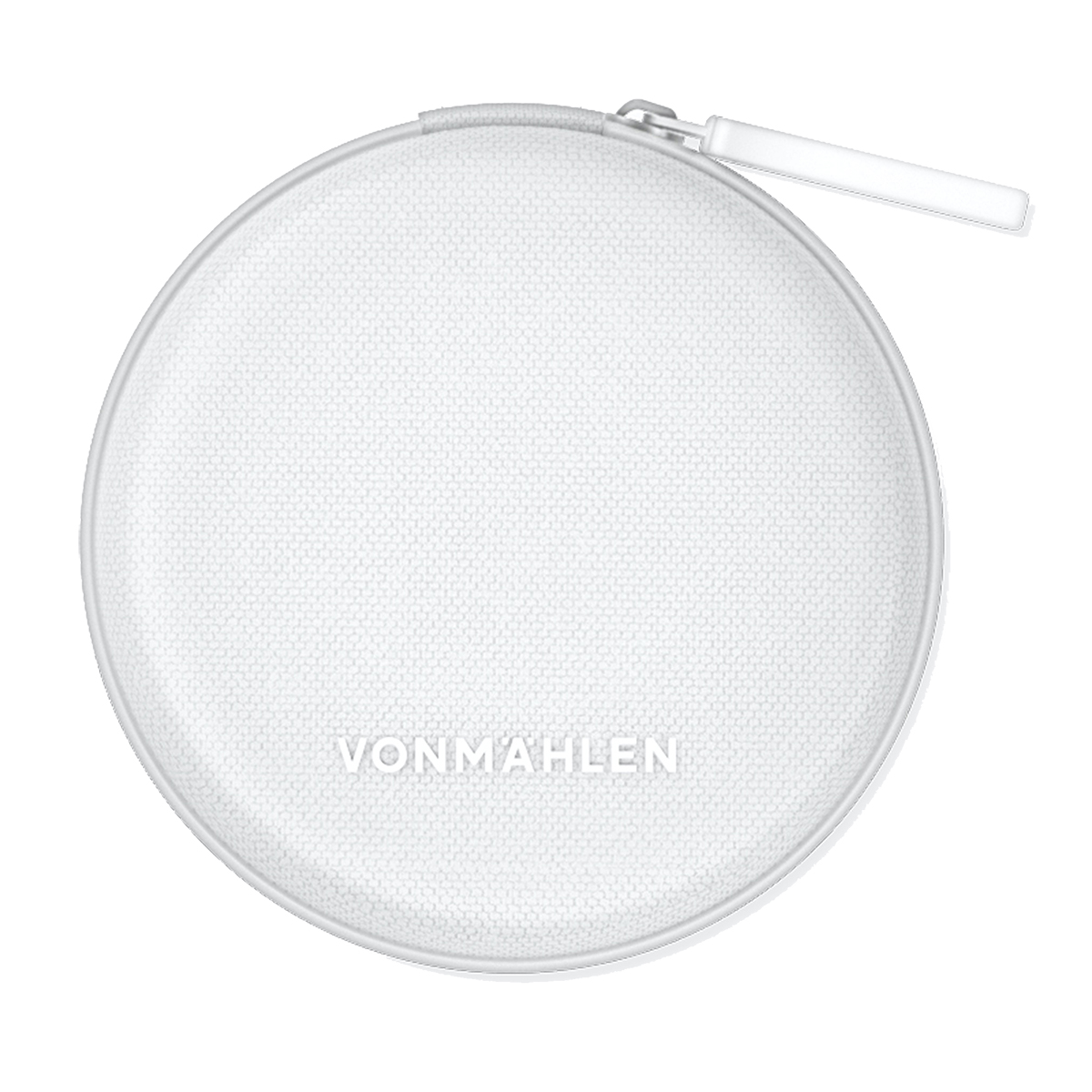 Ein weißes, rundes Etui mit Reißverschluss und dem Wort VONMAHLEN. Das Etui hat eine strukturierte Oberfläche.