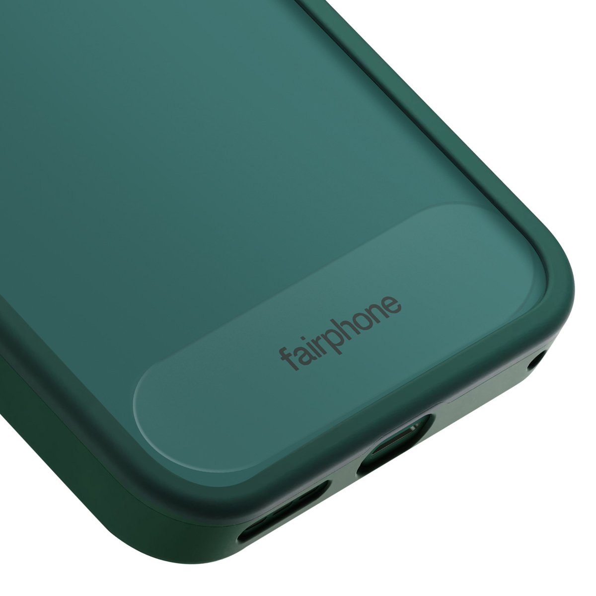 Gros plan sur une coque de téléphone verte avec le nom de la marque "fairphone" imprimé. La coque a une surface lisse et un contour sombre.