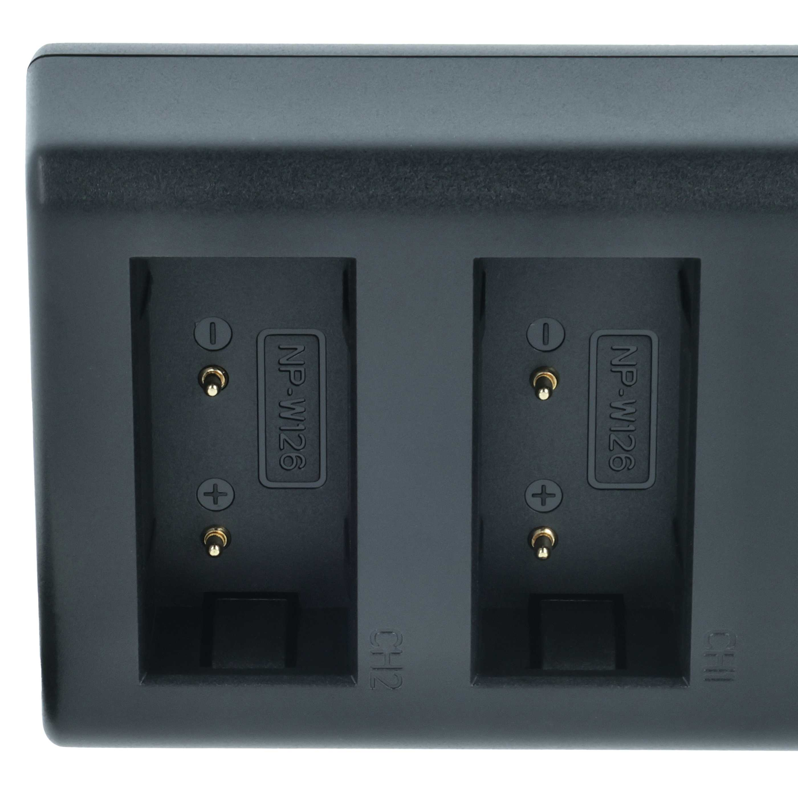 Schwarzes Dual-Akkuladegerät. Jeder Steckplatz hat Plus- und Minuspole. Das Modell ist NP-W126.