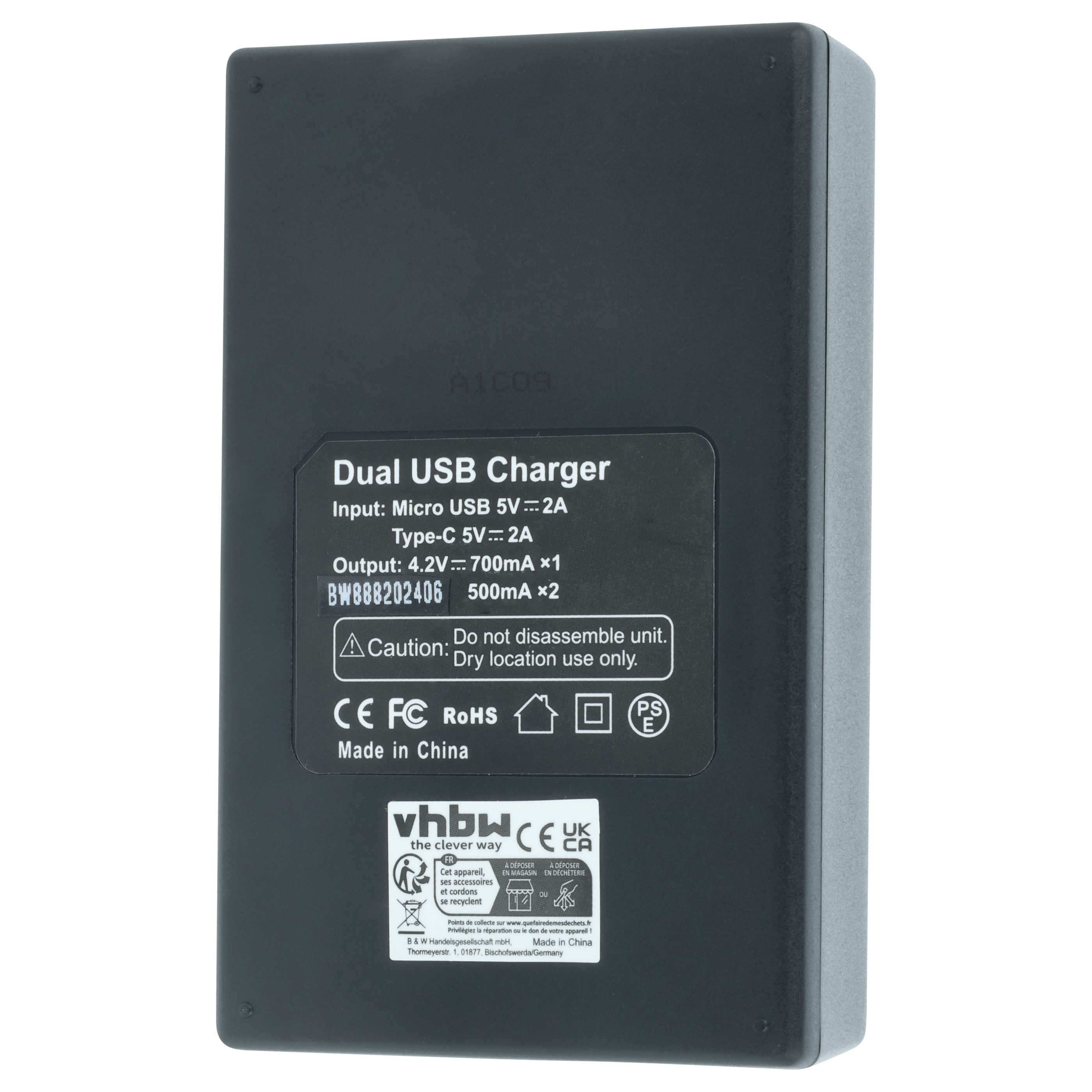 Ein schwarzes Dual-USB-Ladegerät mit Text. Es hat Eingangs-/Ausgangsspezifikationen und Sicherheitshinweise. Hergestellt in China.