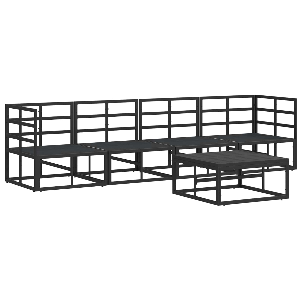 Ein modernes Gartenmöbelset. Es umfasst ein langes Sofa und einen quadratischen Couchtisch, alles in Schwarz, geometrisches Design.