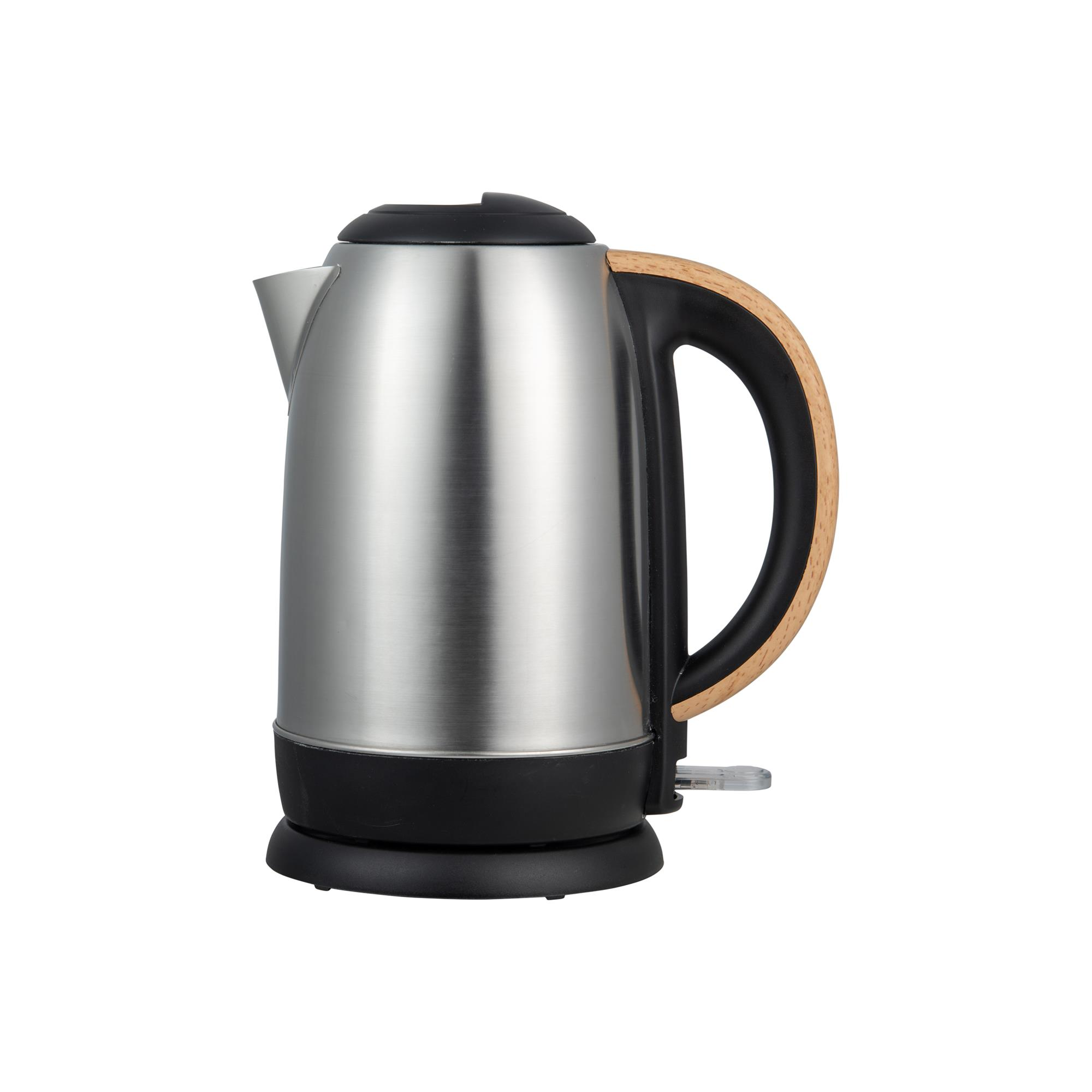 Una tetera eléctrica de acero inoxidable con base, asa y tapa negras, y mango de madera.