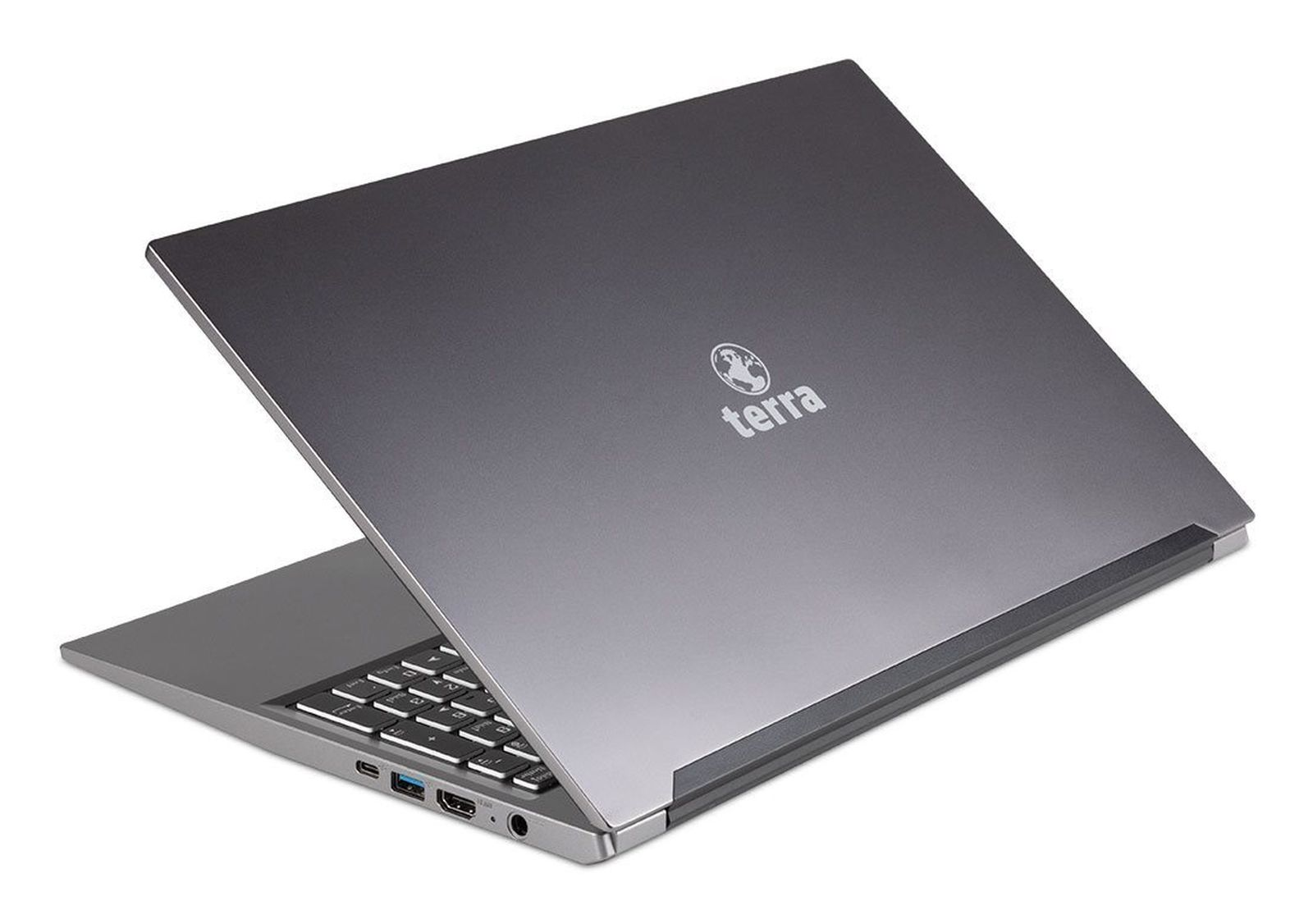 Szary laptop jest lekko otwarty, widoczna klawiatura i porty. Marka 'terra' jest widoczna na pokrywie.