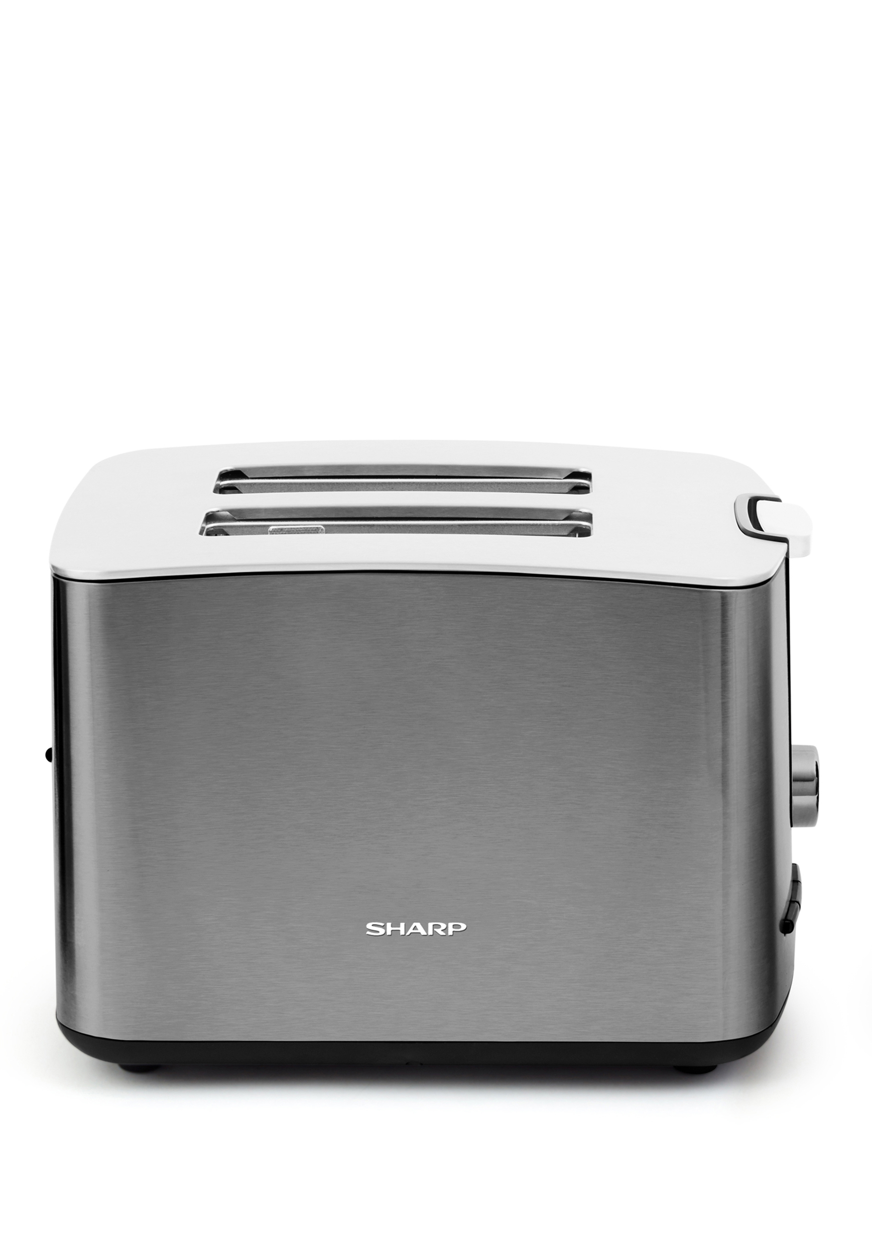 Srebrno-biały toster Sharp na białej powierzchni. Ma szczeliny na chleb i pokrętła sterowania.