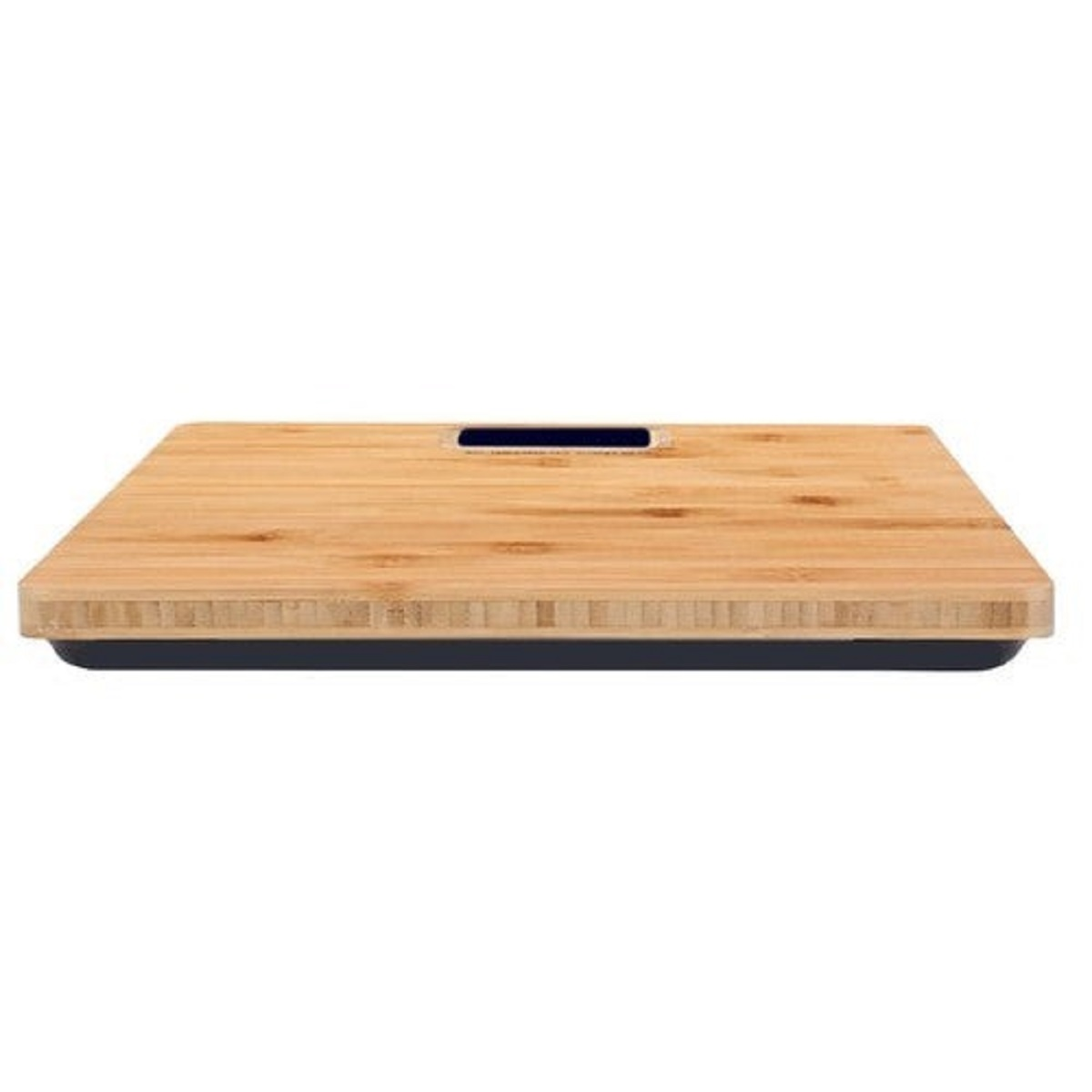 Una tabla de cortar rectangular de bambú con base azul oscuro y un pequeño recorte de asa. El fondo es blanco.