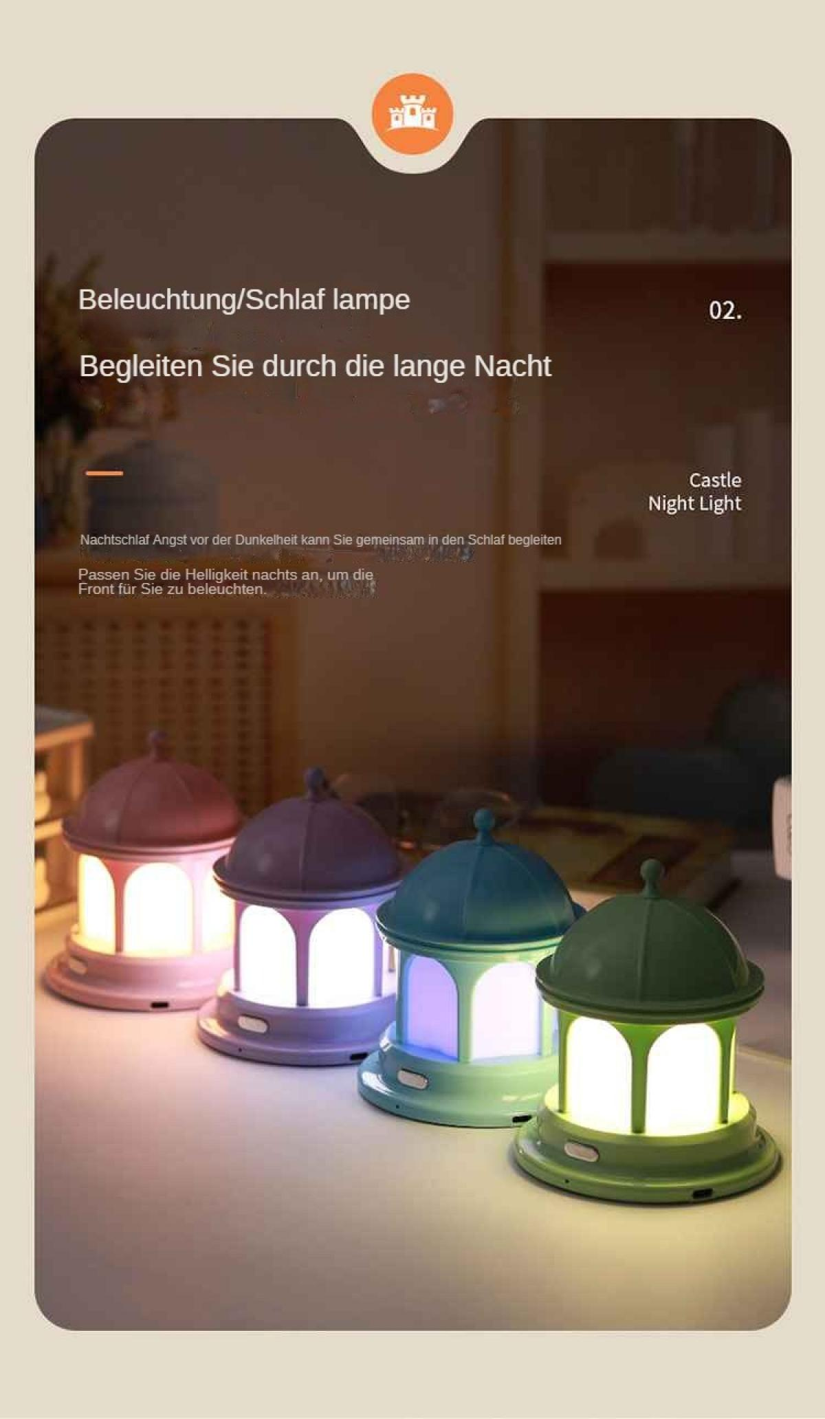 Vier bunte Burg-Nachtlichter auf einem Tisch. Text lautet: Beleuchtung/Schlaf lampe. Begleiten Sie durch die lange Nacht. Burg-Nachtlicht.
