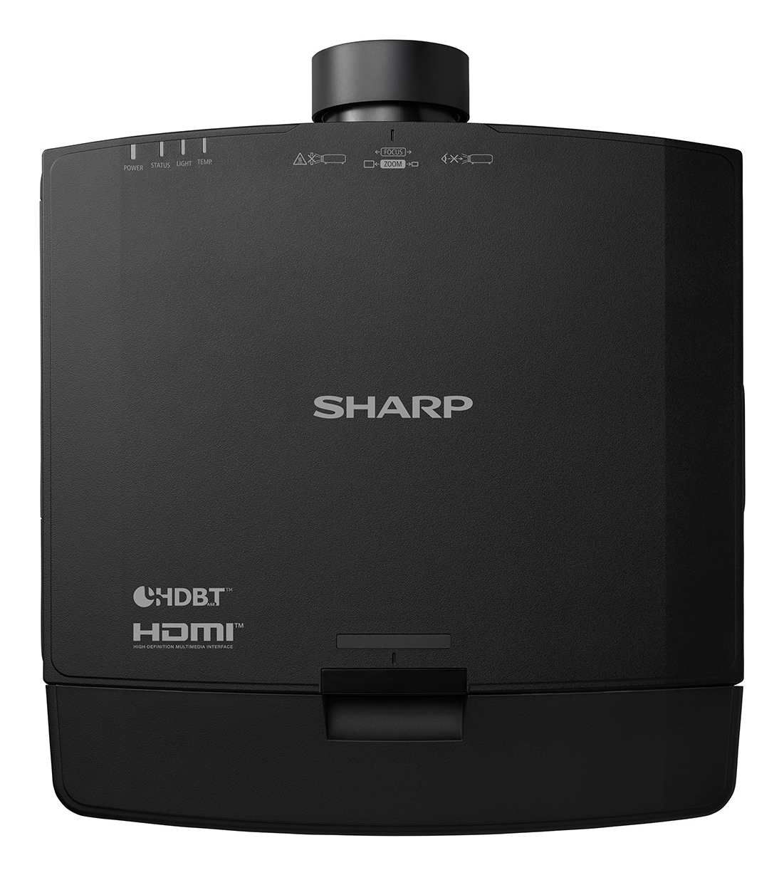Ein schwarzer Sharp-Projektor. Er hat Knöpfe und Anzeigen. Das HDMI-Logo ist sichtbar. Das Objektiv befindet sich oben. Der Hintergrund ist schlicht.