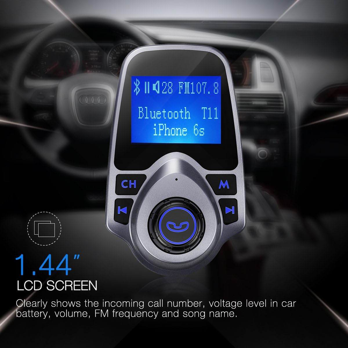 Ein Bluetooth-FM-Transmitter für Autos mit 1,44" LCD-Bildschirm. Er zeigt Anrufinformationen, Batteriestand, Lautstärke, FM-Frequenz und Songnamen an.