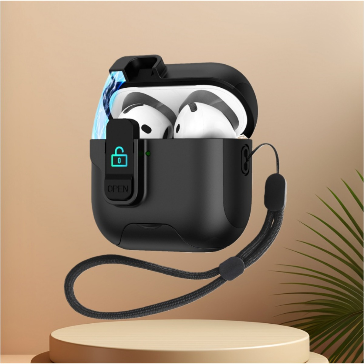 Estuche negro para AirPods con AirPods blancos dentro, un candado abierto y una correa de muñeca. Sobre un soporte de madera con fondo beige.