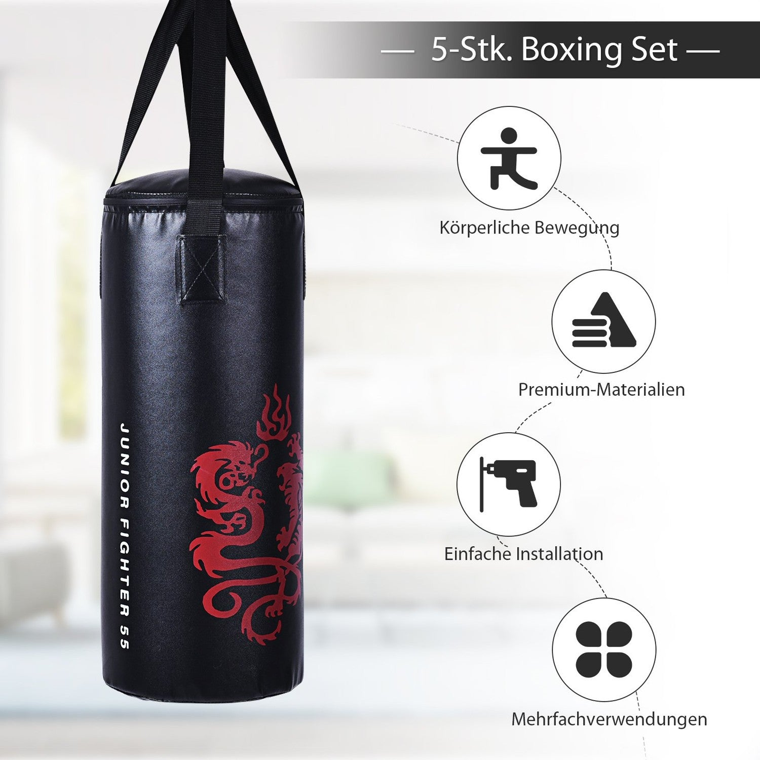Un saco de boxeo negro cuelga de correas. Tiene un diseño de dragón rojo y texto. El fondo presenta iconos informativos y texto en alemán.