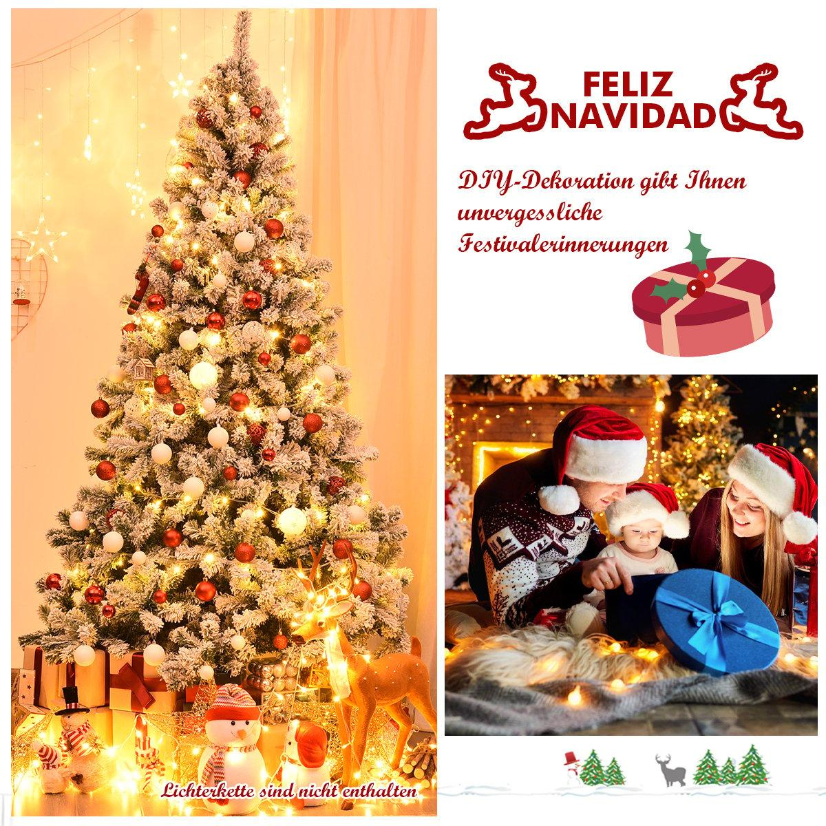 Árbol de Navidad con adornos, luces. Familia con gorros de Papá Noel abriendo un regalo. Texto Feliz Navidad.