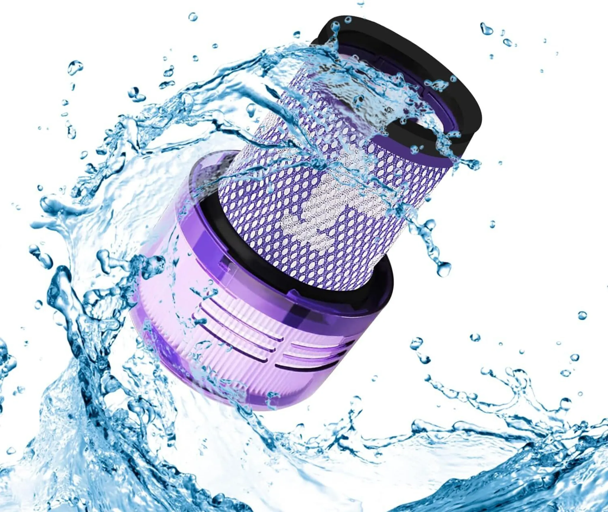 Ein lila-schwarzer Staubsaugerfilter ist von spritzendem Wasser umgeben, vor weißem Hintergrund.