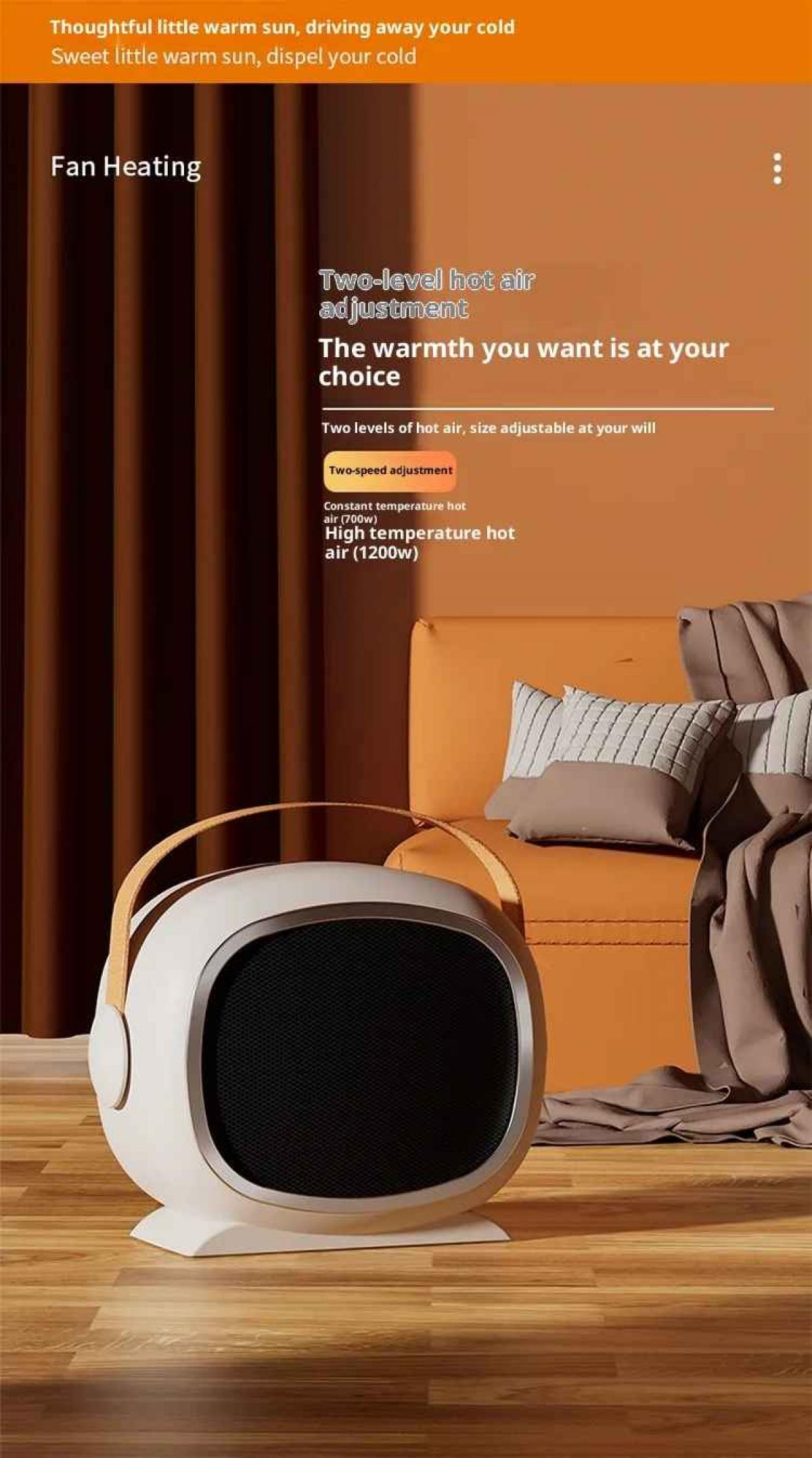 Weiß-schwarzer Heizlüfter mit Griff. Er steht vor einem orangenen Sofa mit Kissen und einer Decke.
