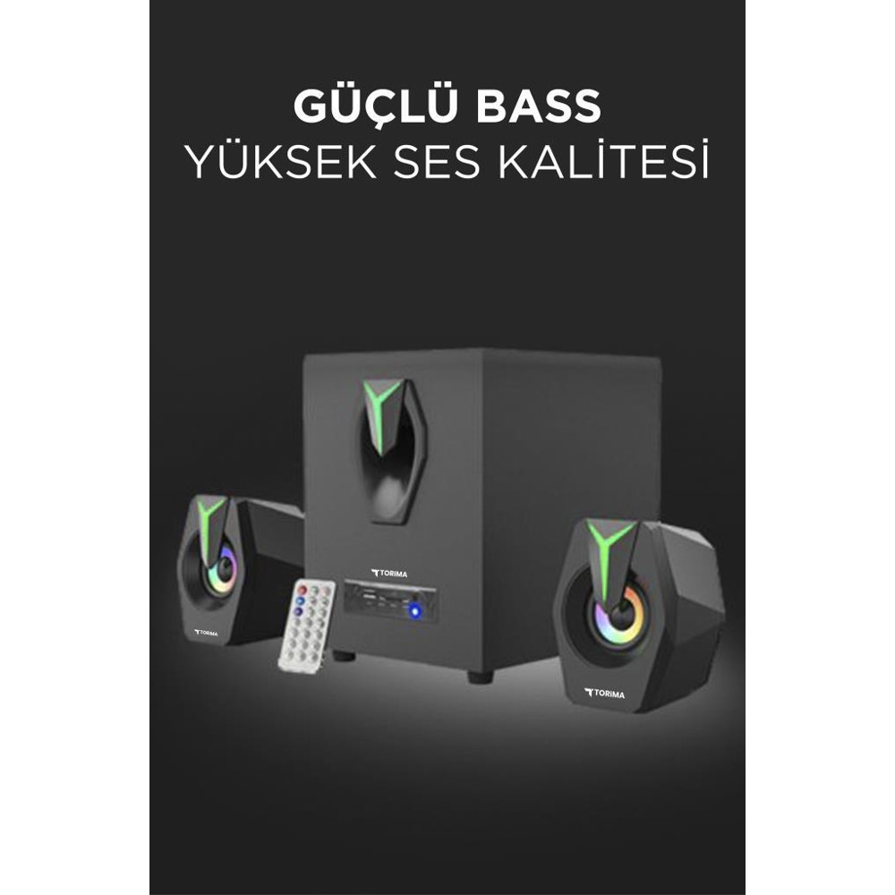 Bir subwoofer ve iki uydu hoparlörlü siyah bir hoparlör sistemi. Önünde bir uzaktan kumanda var.