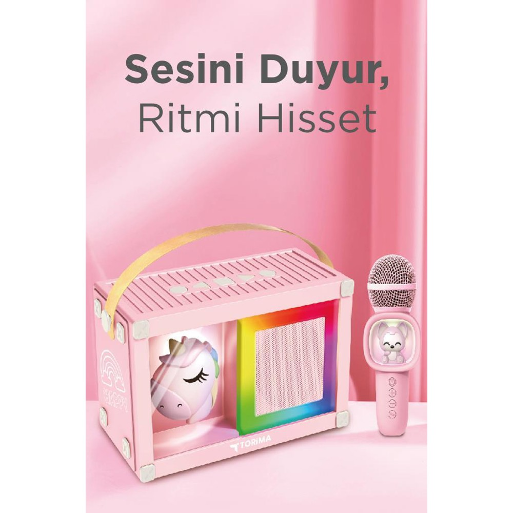 Pembe hoparlör ve mikrofon seti. Hoparlörün içinde bir unicorn ve gökkuşağı ışıkları var. Mikrofonda çizgi film ayısı var.