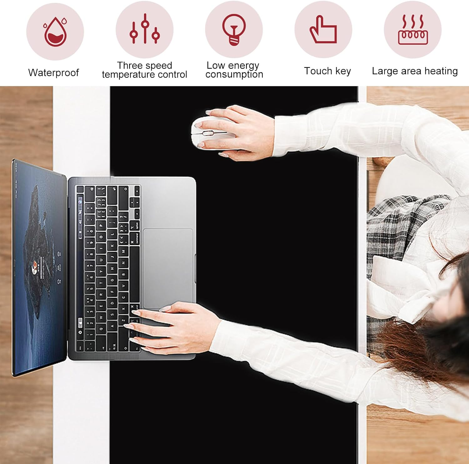 Eine Person mit weißem Hemd benutzt Laptop und Maus auf schwarzer Fläche. Symbole für wasserdicht, Temperaturregelung und Heizung sind oben.