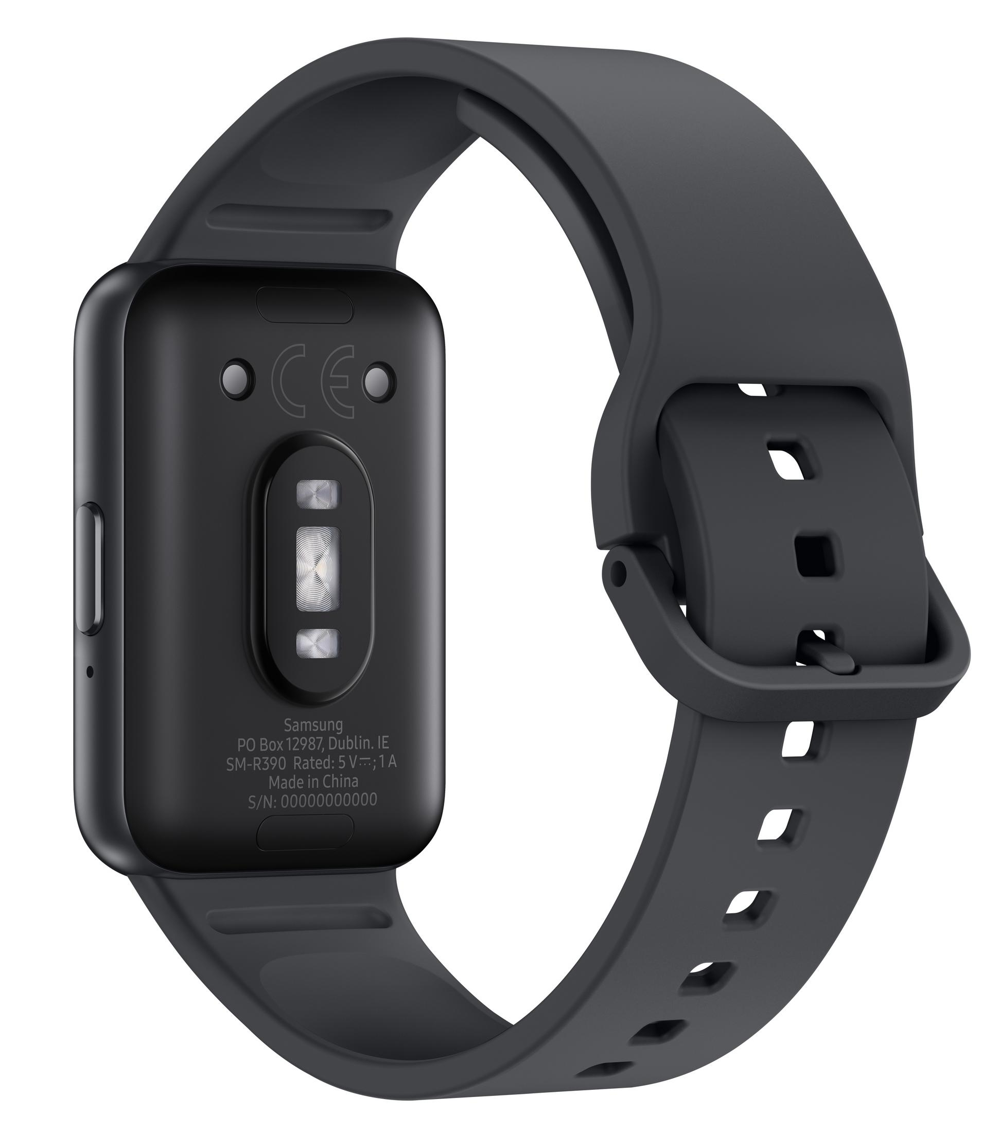 Een zwarte Samsung smartwatch met grijze band. Het horloge heeft een rechthoekige wijzerplaat met sensoren aan de achterkant.