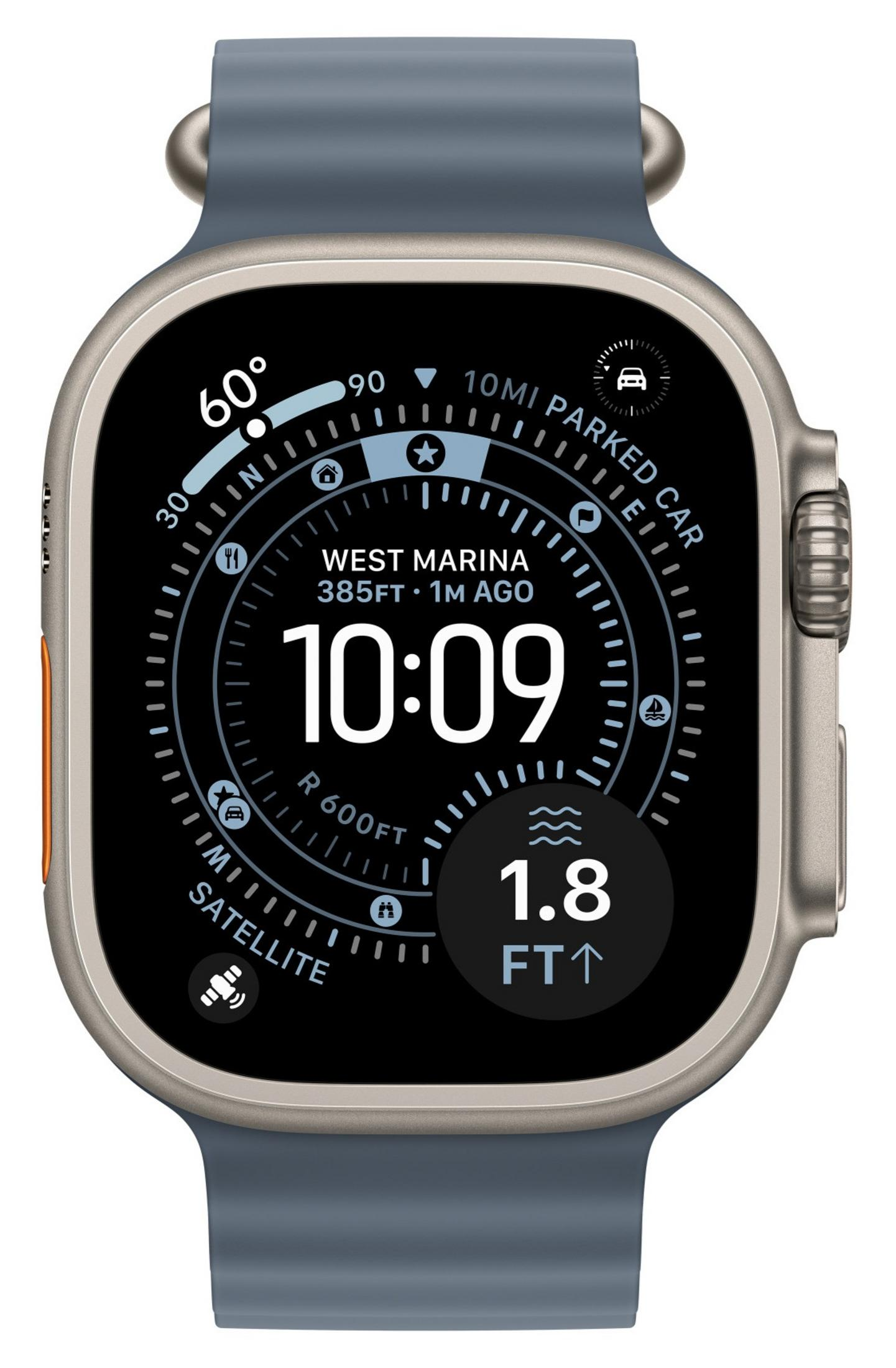 Uno smartwatch mostra ora, posizione e dati di attività. Ha un cinturino blu, una cassa argentata e uno schermo nero.