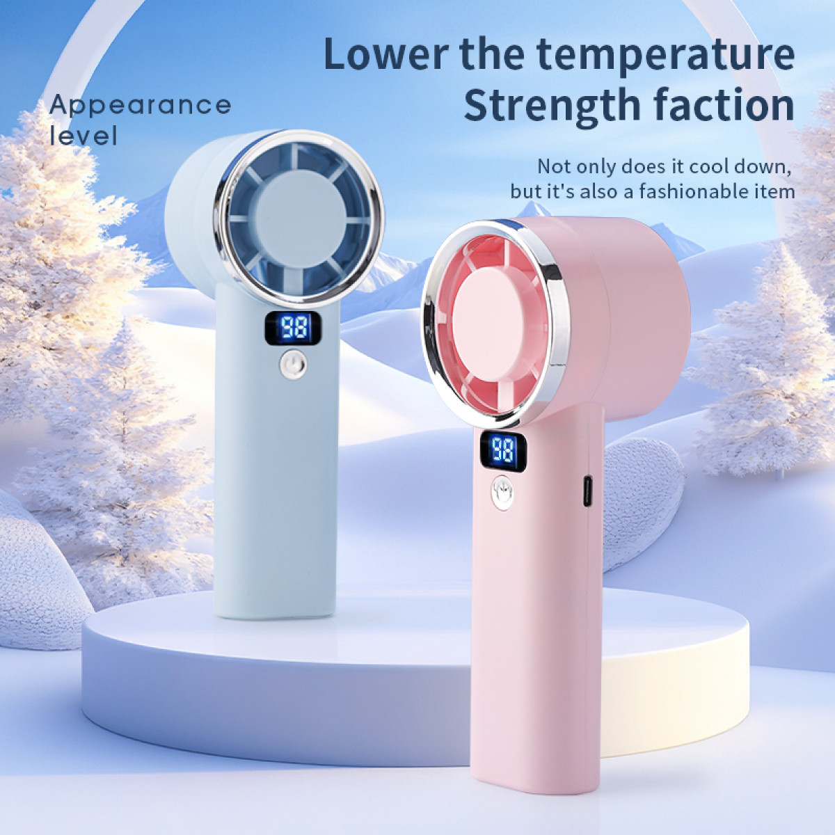Dwa wentylatory ręczne, jeden jasnoniebieski i jeden różowy, na platformie. Każdy wyświetla liczbę. Tekst promuje chłodzenie i modę.