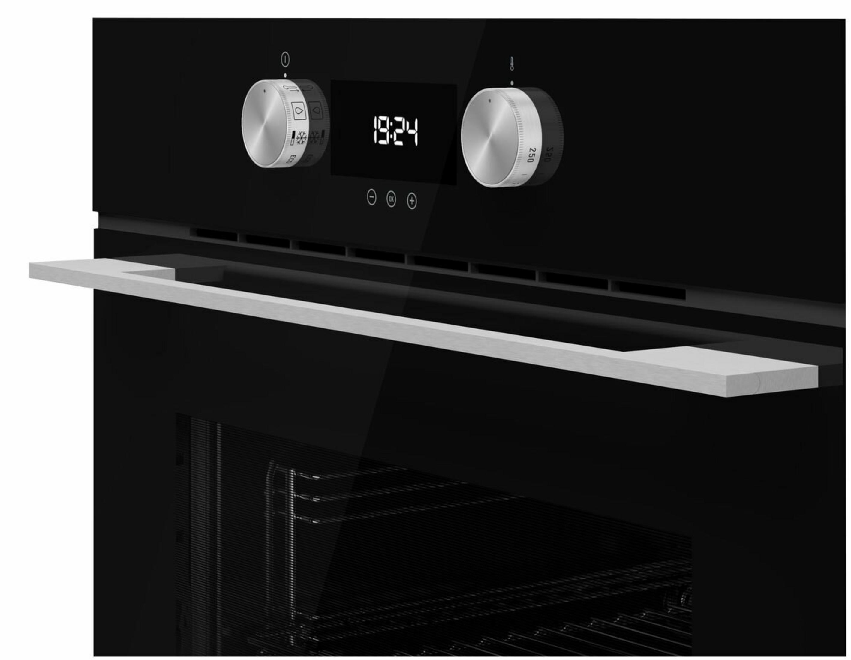 Czarny piekarnik ze srebrnymi pokrętłami i uchwytem. Wyświetlacz cyfrowy pokazuje czas. Widoczne ruszty.