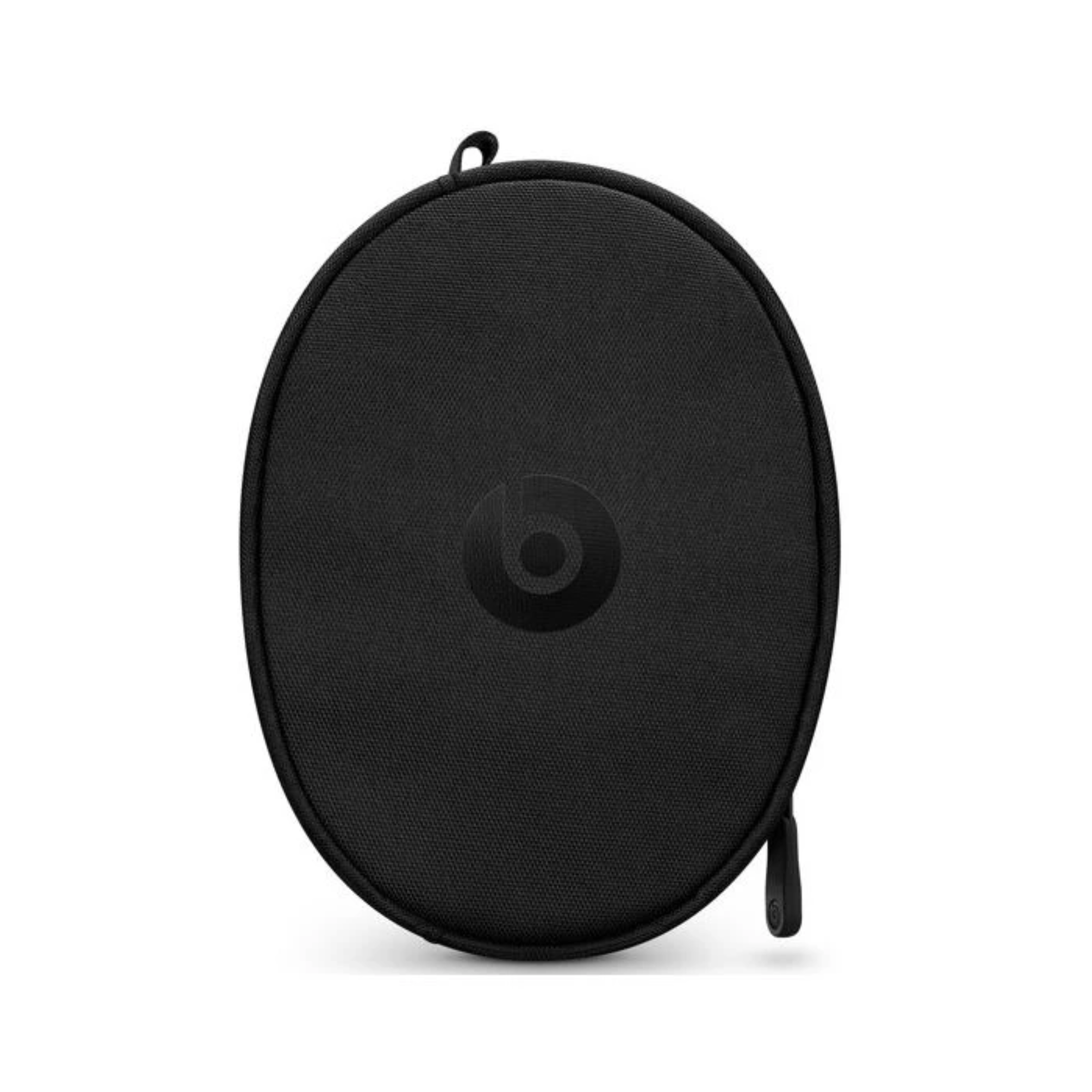 Eine schwarze, ovale Beats-Kopfhörerhülle auf weißem Hintergrund. Es hat einen Reißverschluss und eine Schlaufe.