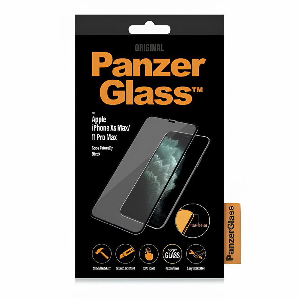 Zwarte Panzer Glass verpakking voor iPhone Xs Max/11 Pro Max. Voorzien van schermbeschermer, productnaam en pictogrammen.