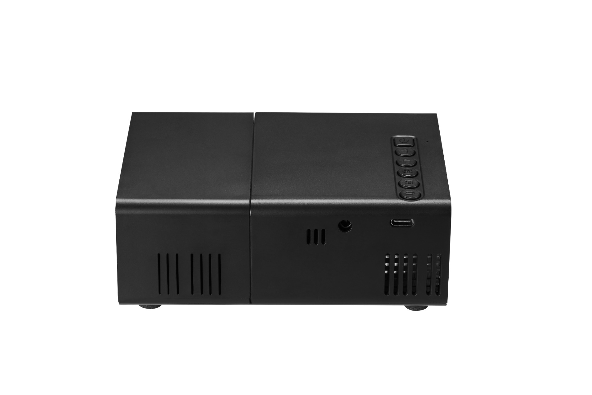 Czarny projektor na białym tle. Posiada przyciski i otwory wentylacyjne. Design jest nowoczesny i prostokątny.