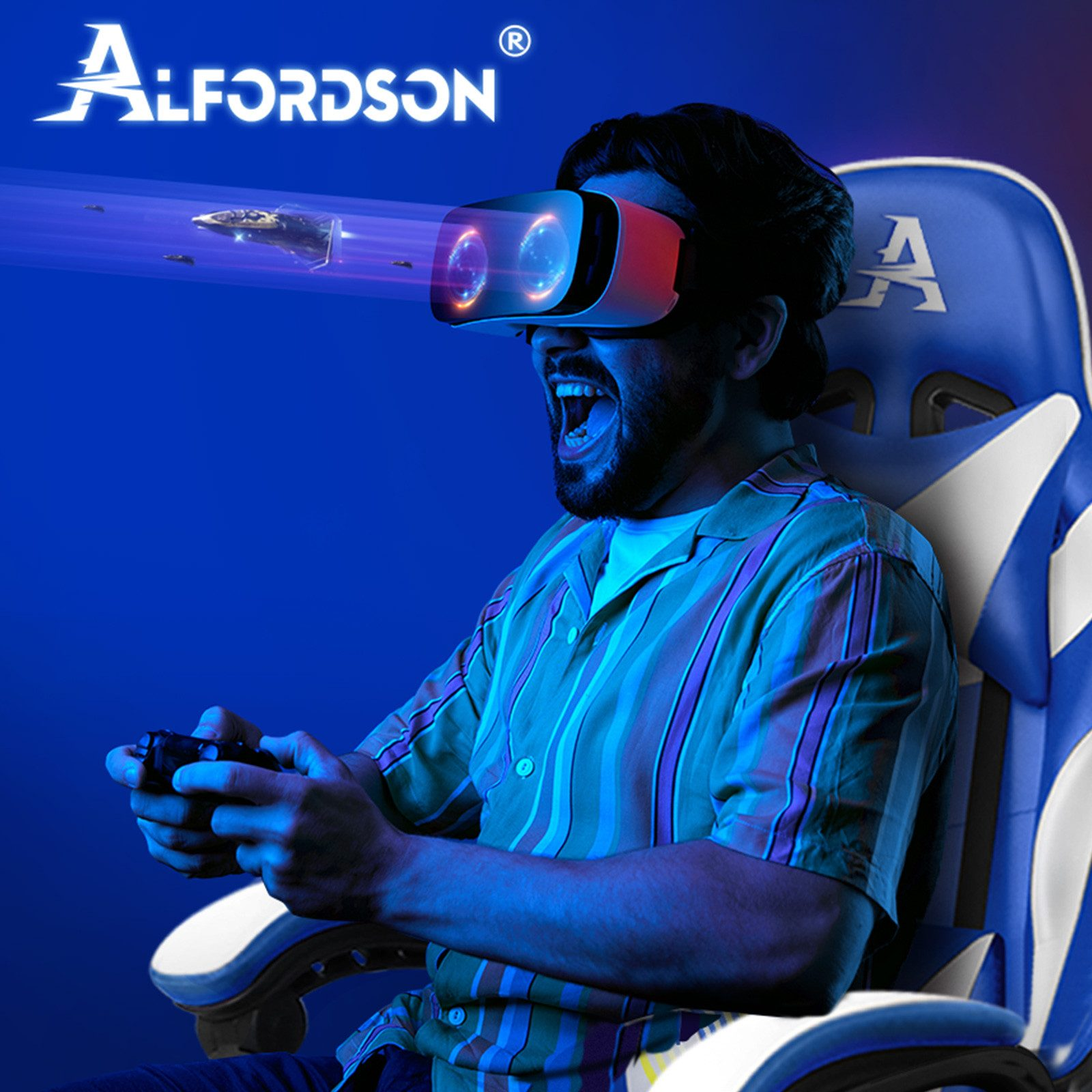 Mann spielt VR-Spiel in Gaming-Stuhl, schaut auf Raumschiffe.
