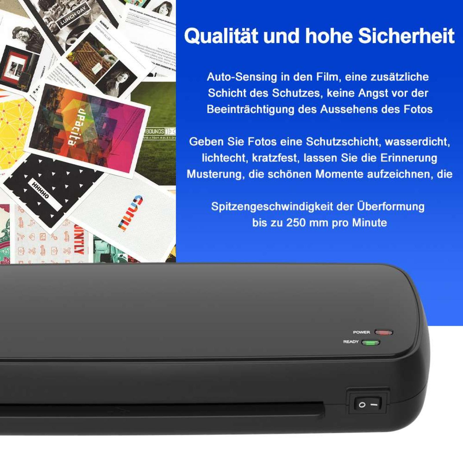 Schwarzer Laminator mit Strom- und Bereitschaftsanzeige. Verschiedene laminierte Karten liegen verstreut.