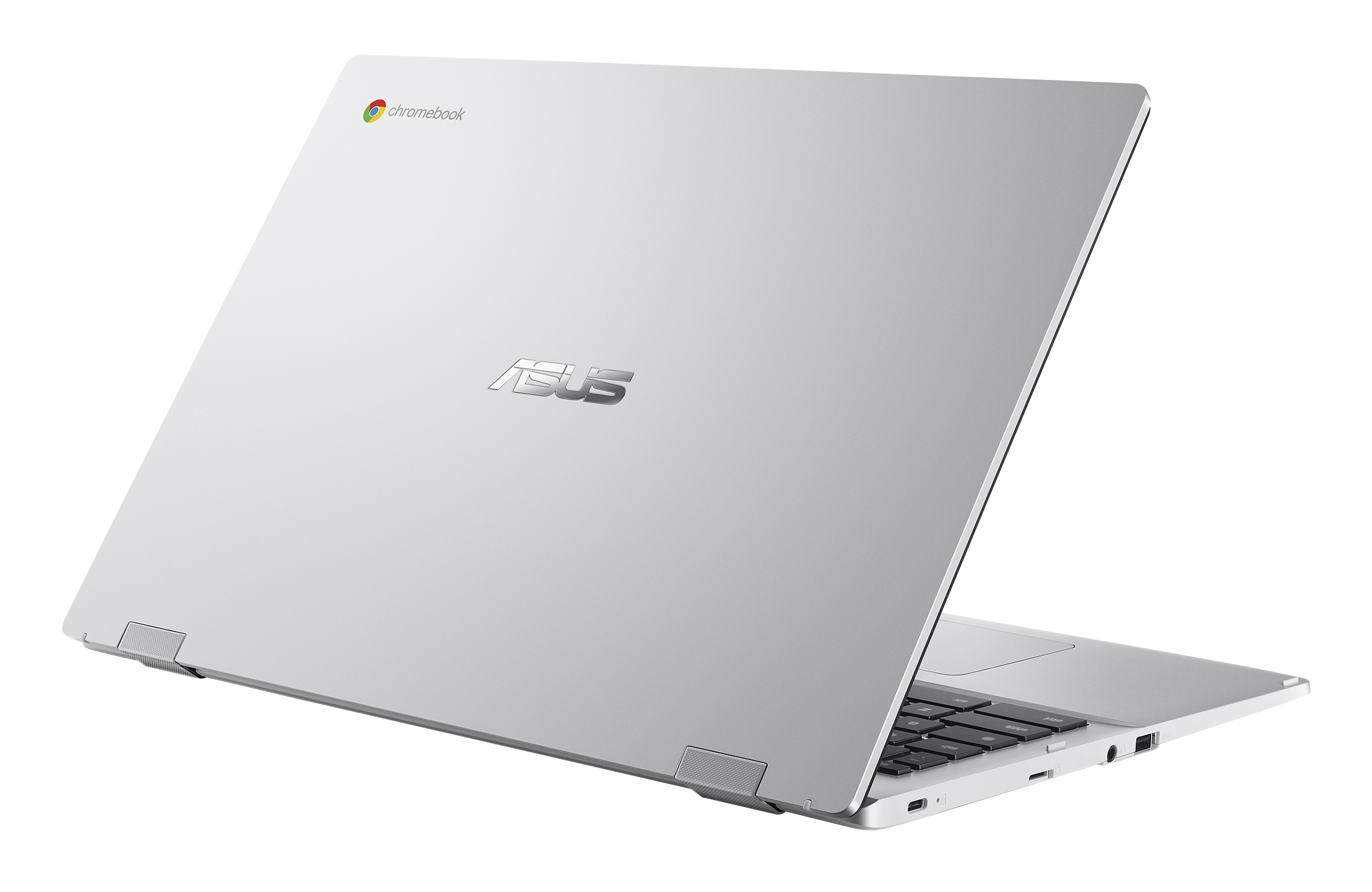 Laptop Chromebook argento con logo ASUS, aperto e angolato, mostra tastiera.
