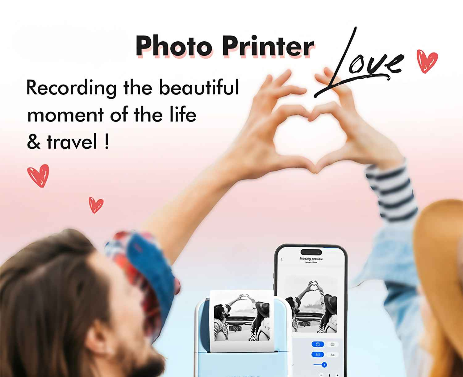 Personen bilden mit Händen ein Herz über einem Fotodrucker und Smartphone.