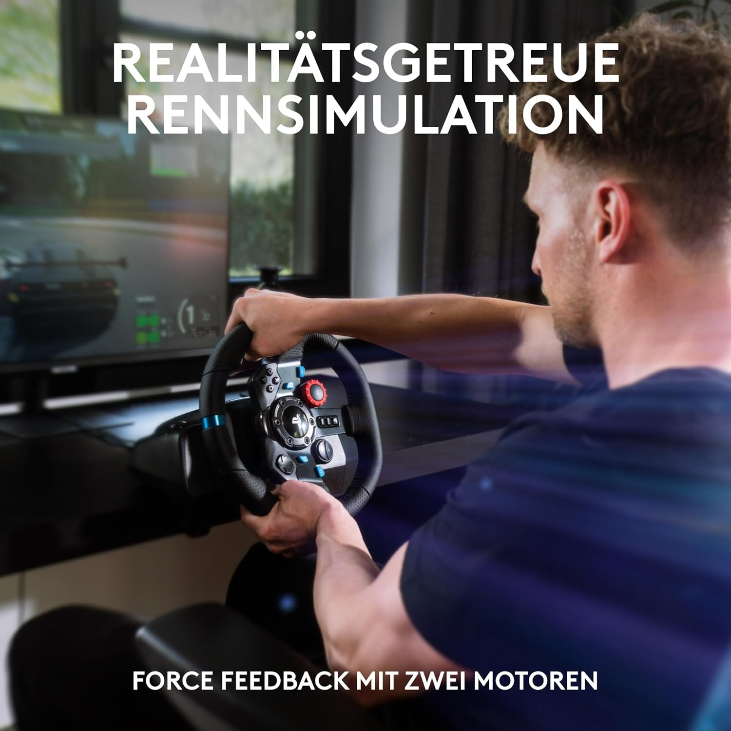 Ein Mann spielt ein Rennspiel mit einem Lenkrad-Controller, der eine realistische Rennsimulation bietet.