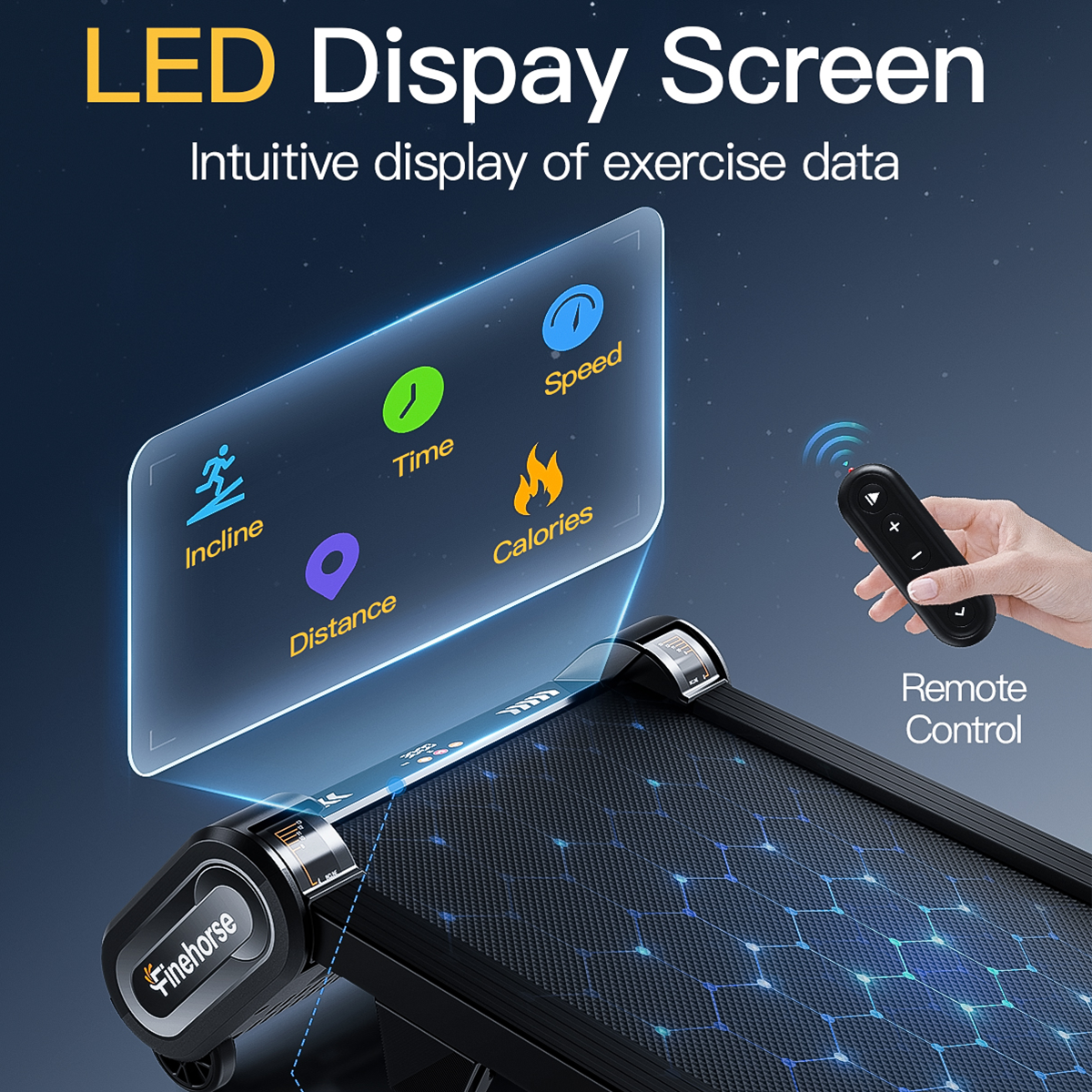 Wyświetlacz bieżni pokazuje nachylenie, czas, prędkość, dystans, kalorie. Pilot w dłoni.