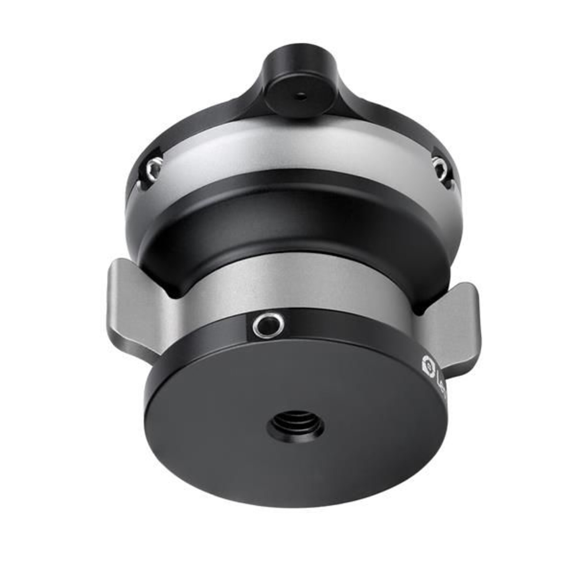 Un accessorio nero e argento per treppiede per fotocamera con base filettata su sfondo bianco.