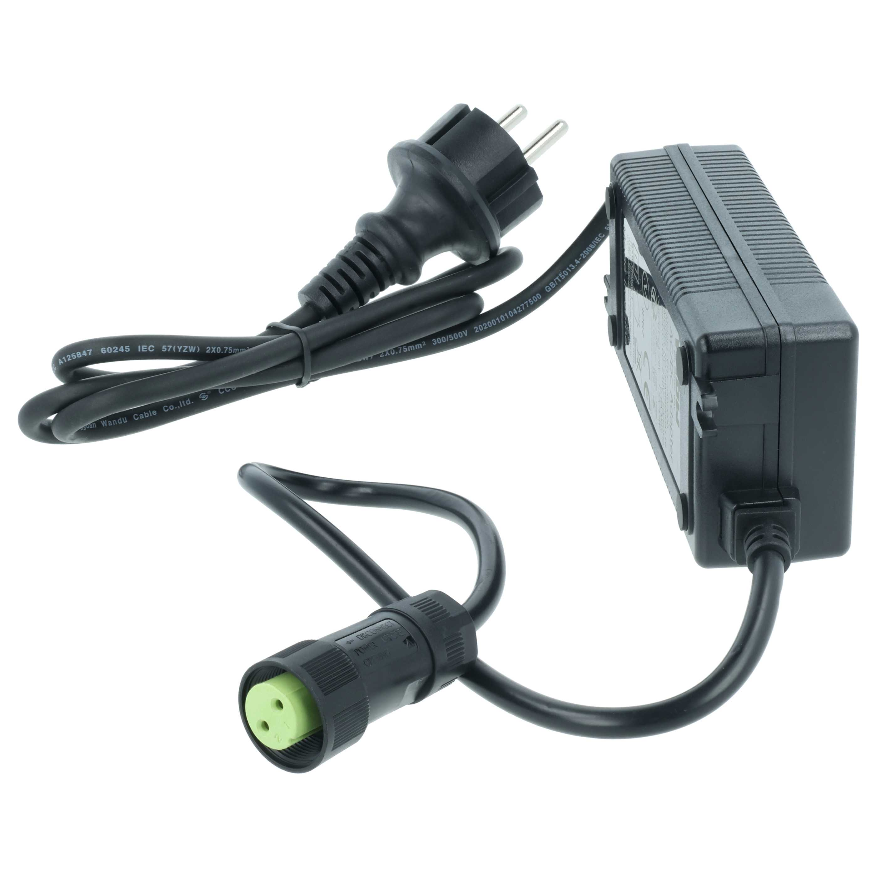 Schwarzes Netzteil mit Kabel und Stecker, weiem Hintergrund.