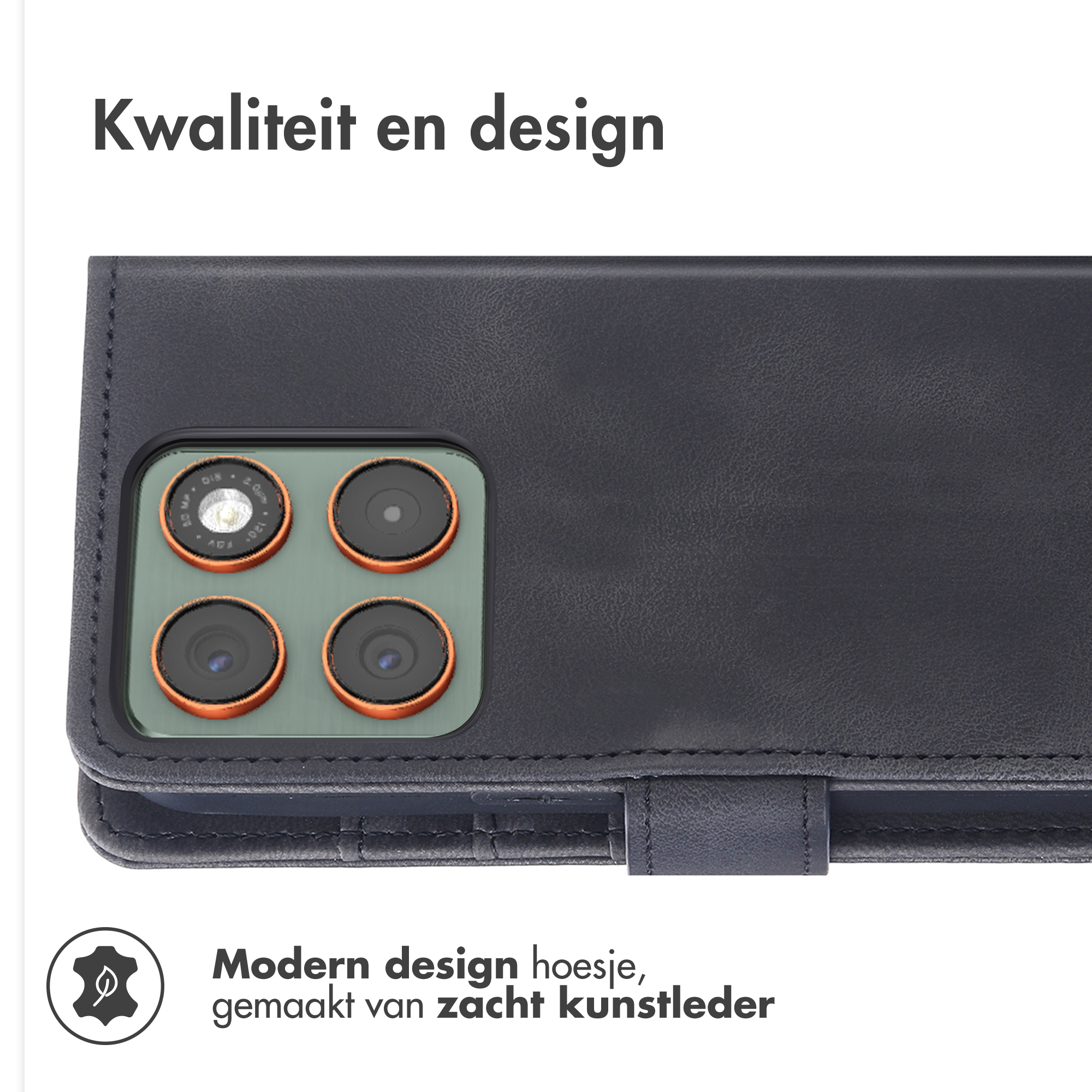 Gros plan d'une coque de téléphone en cuir gris foncé avec une découpe pour appareil photo montrant quatre objectifs.
