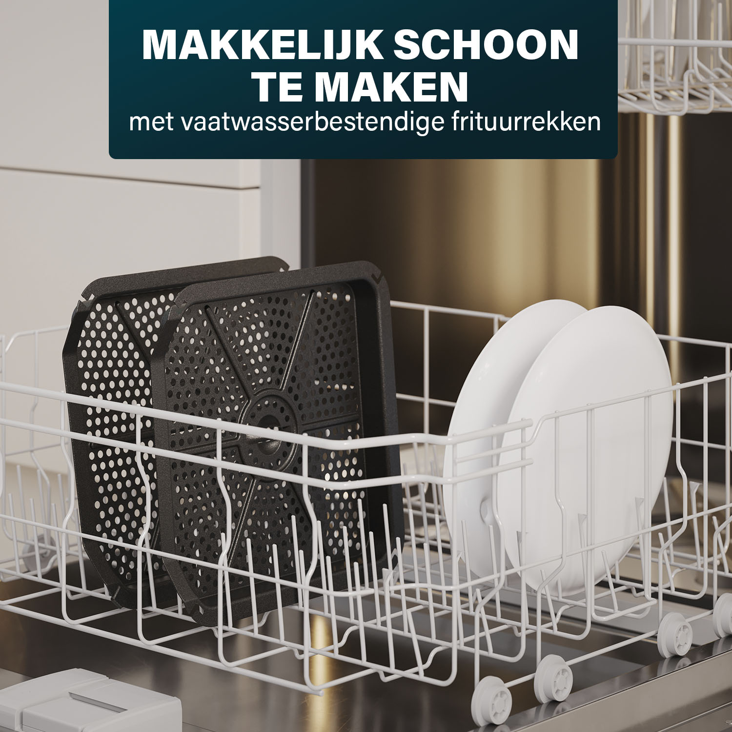 Een zwarte airfryer mand en twee witte borden in een vaatwasser.