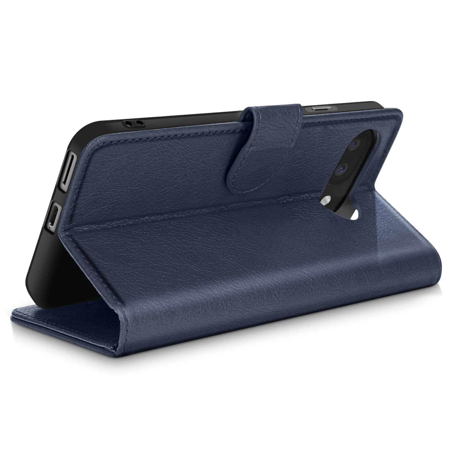 Una custodia in pelle blu scuro è aperta, mostrando la fotocamera del telefono.
