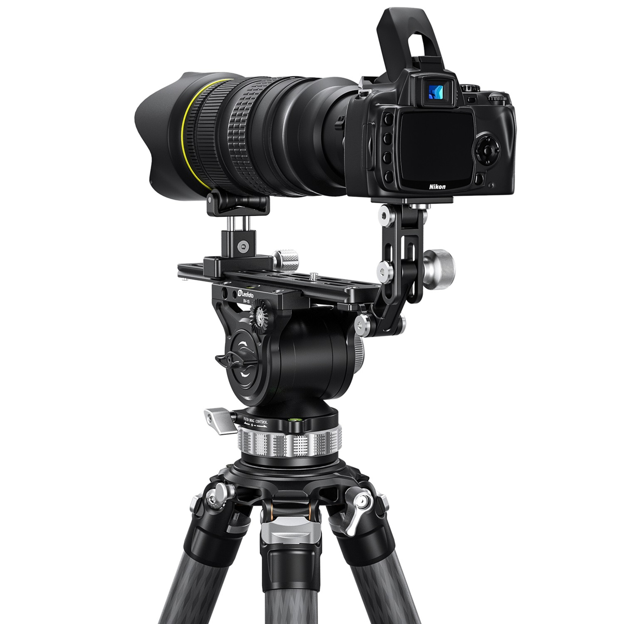 Eine schwarze Nikon DSLR-Kamera mit einem großen Objektiv ist auf einem komplexen Stativkopf montiert.