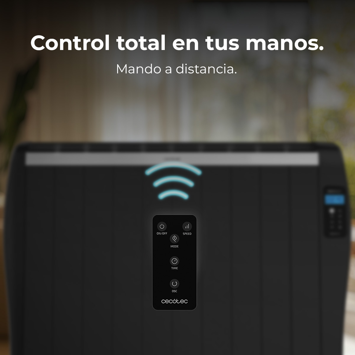 Riscaldatore elettrico nero con telecomando: On/Off, Velocità, Modalità, Tempo, Oscillazione.