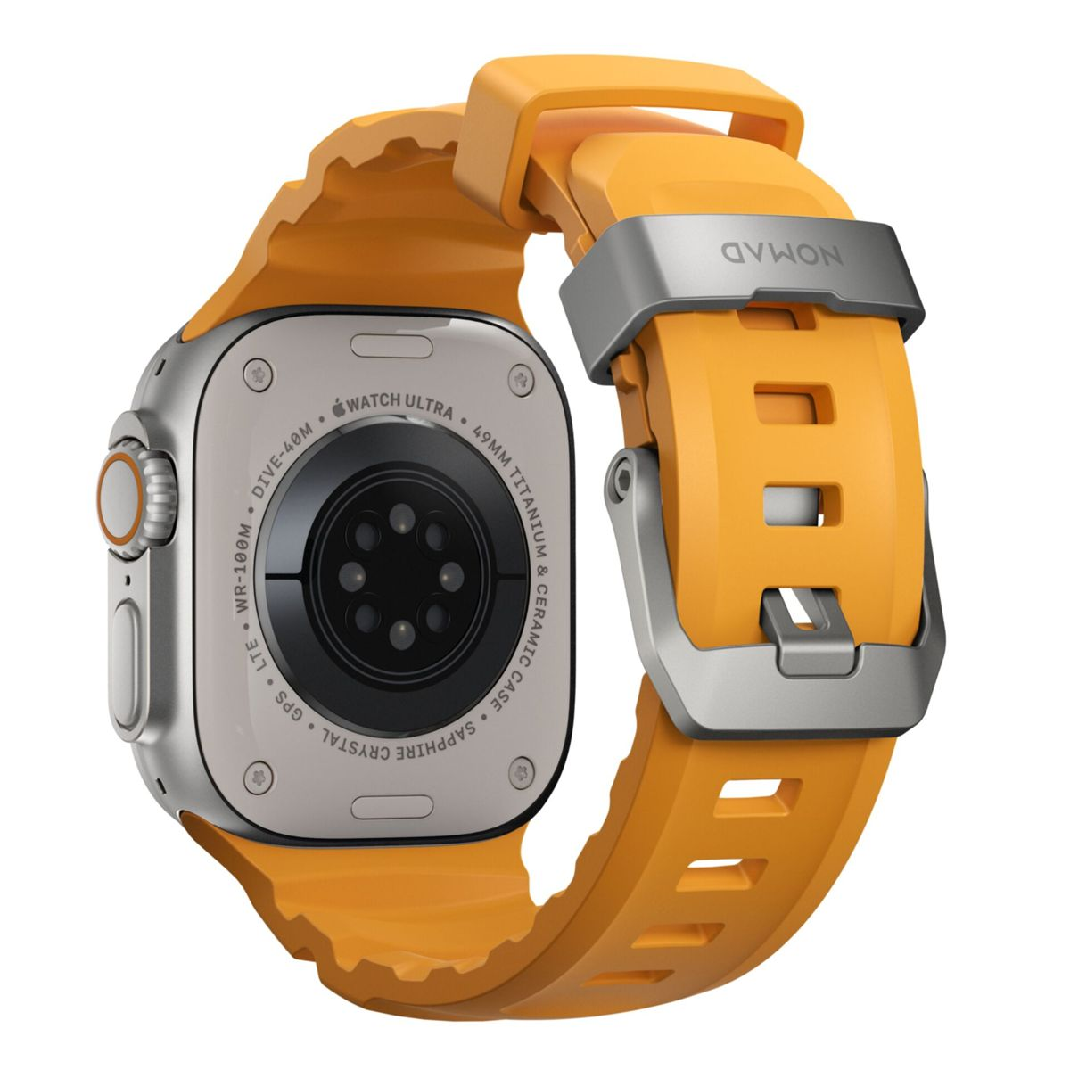 Srebrny Apple Watch Ultra z pomarańczową opaską Nomad na białym tle.